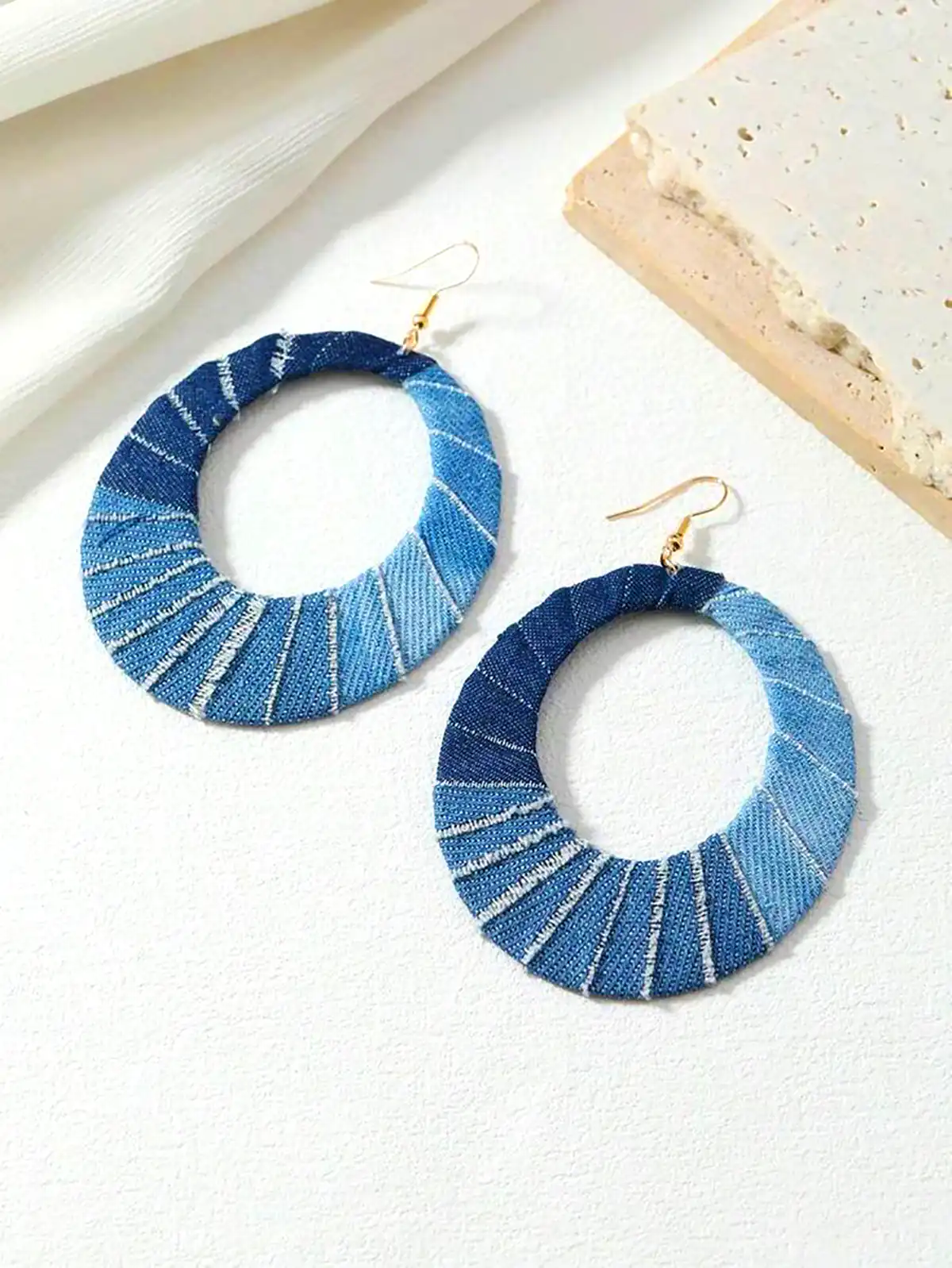 گوشواره خلاقانه جین