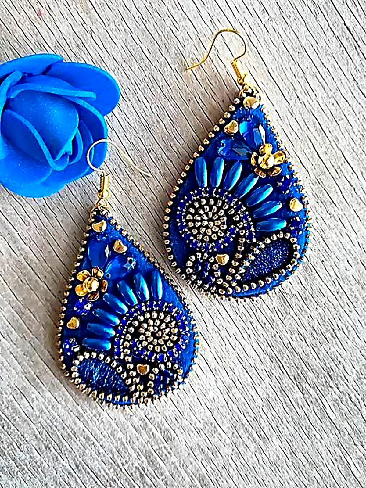 گوشواره خلاقانه جین