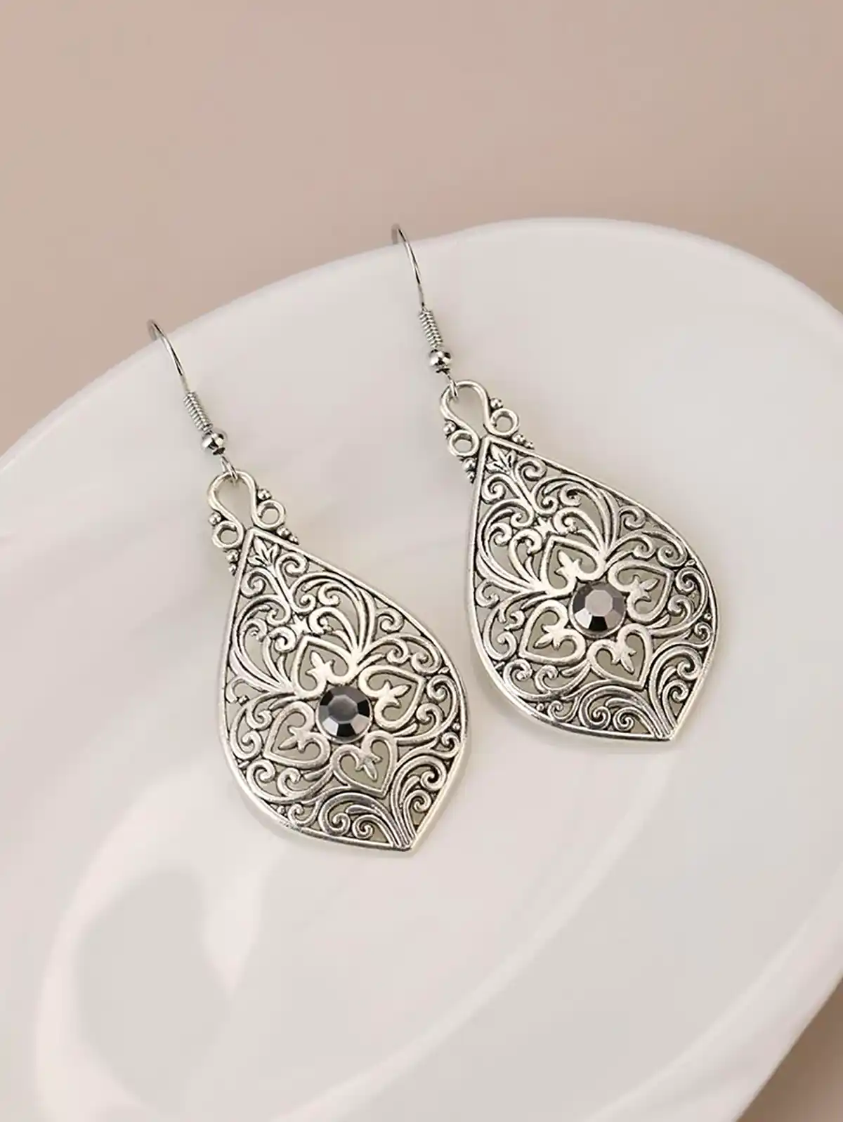 گوشواره وینتیج کیوت