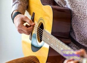 عطا رستگار مدرس گیتار پاپ و کلاسیک