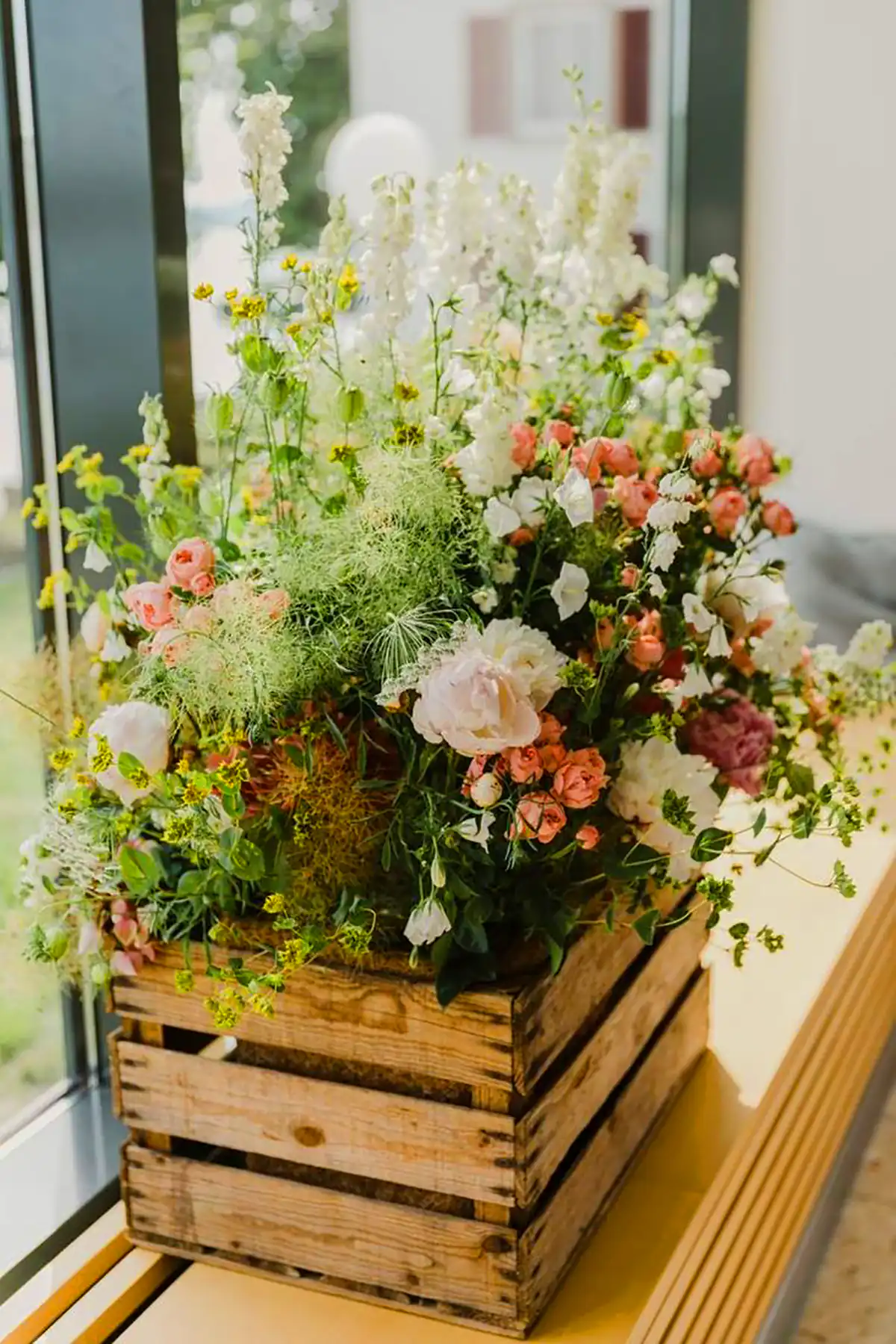 ایده دکوراتیو با جعبه چوبی میوه