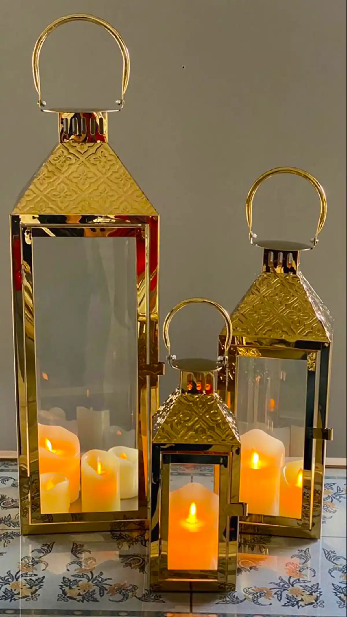 جا شمعی پایه دار جذاب