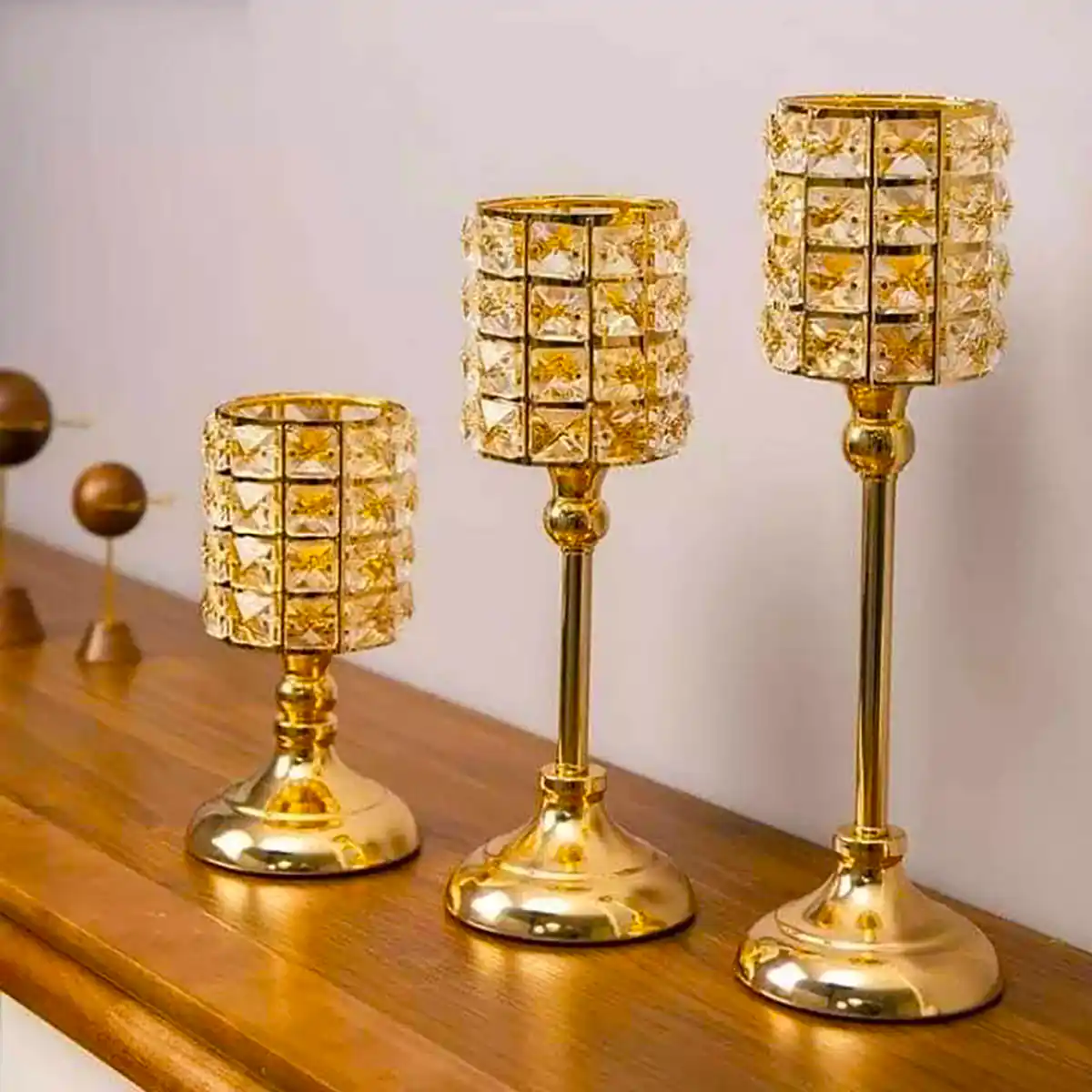 جا شمعی پایه دار جذاب