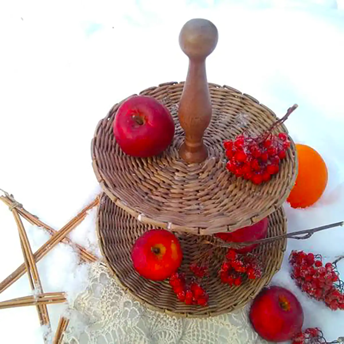 جا میوه ای حصیری