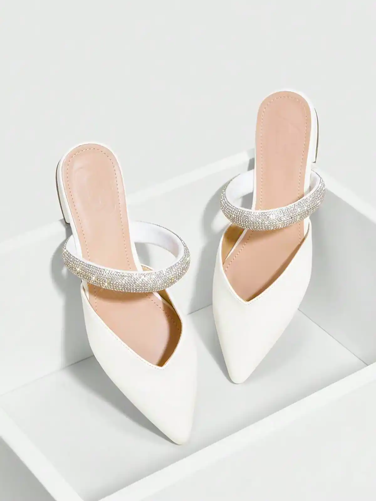 کفش مجلسی سفید