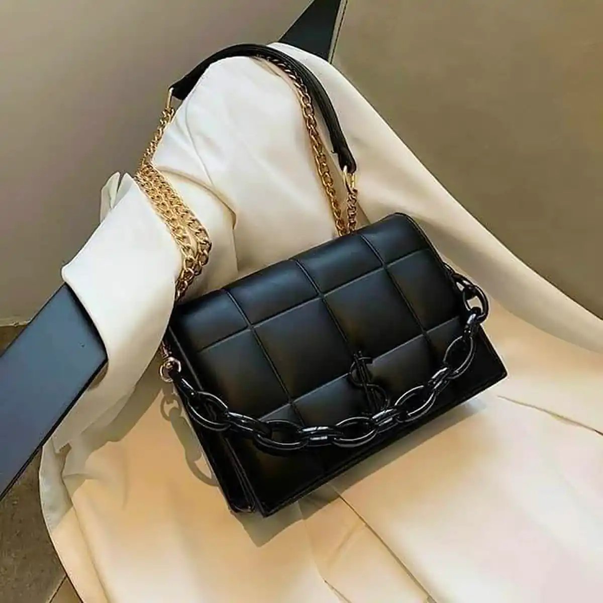 کیف لاکچری دخترانه