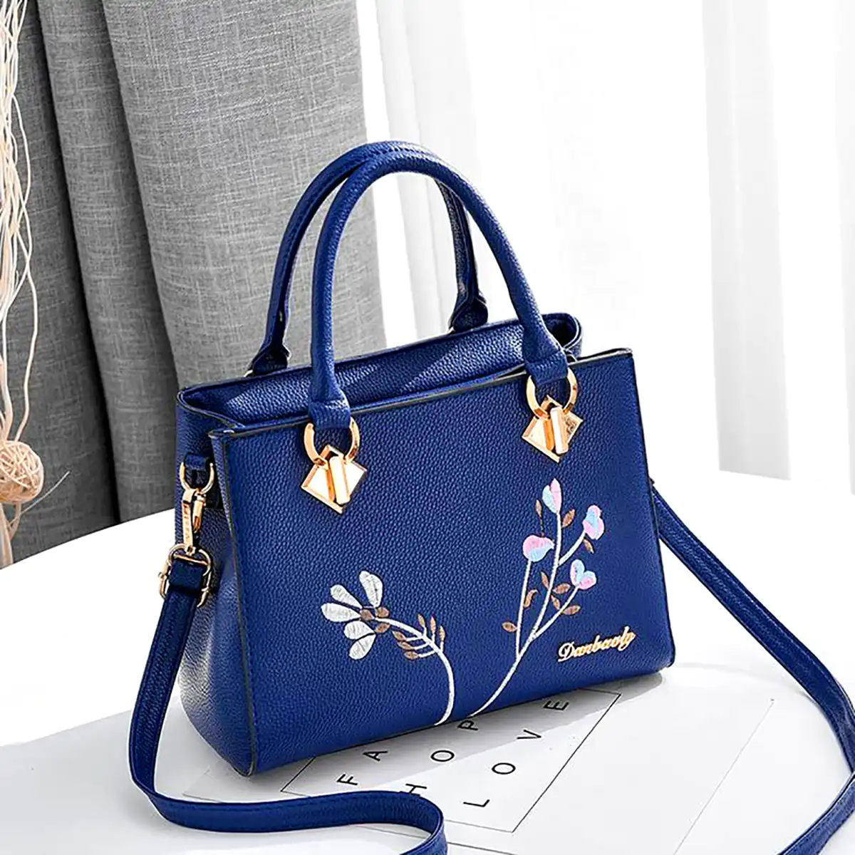 کیف دستی سرمه ای