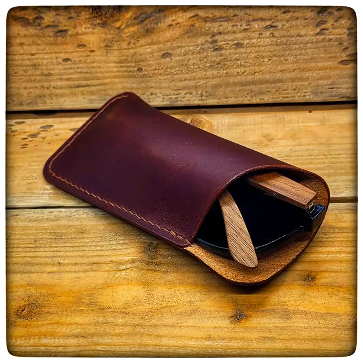 کیف عینک چرمی