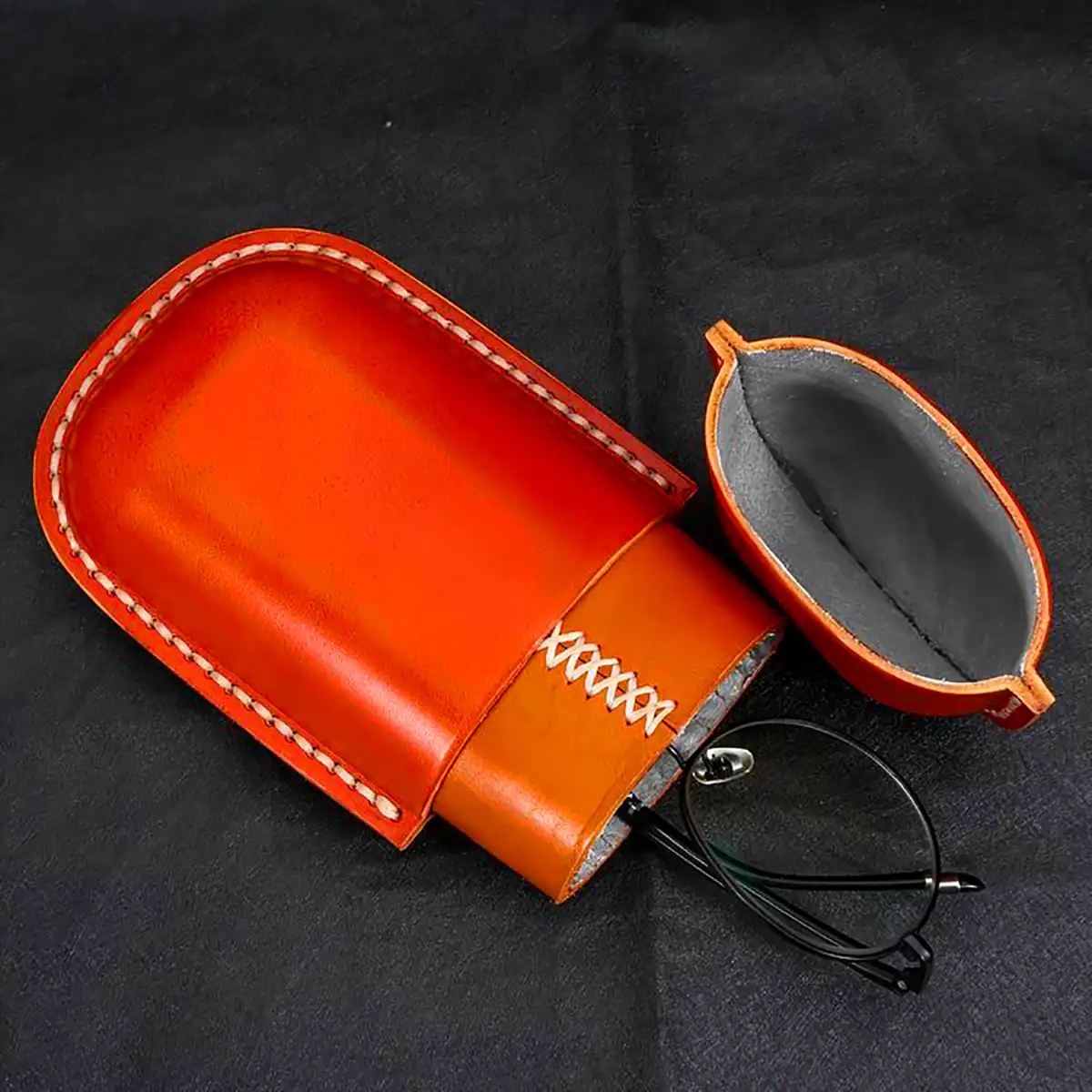 کیف عینک چرمی