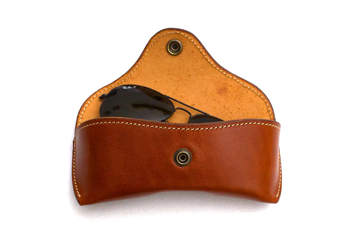 کیف عینک چرمی