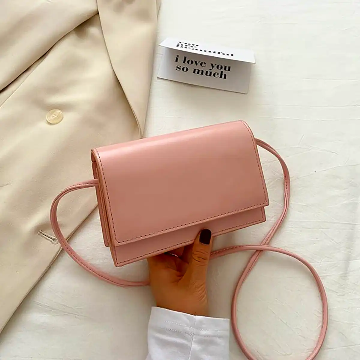 کیف ورنی صورتی