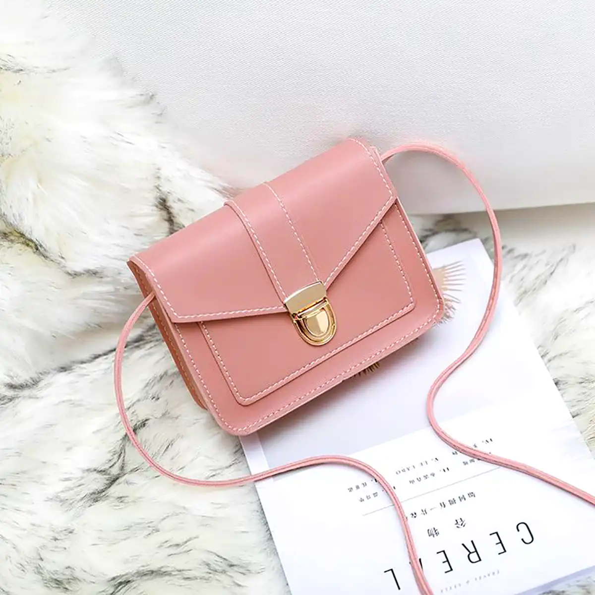 کیف ورنی صورتی