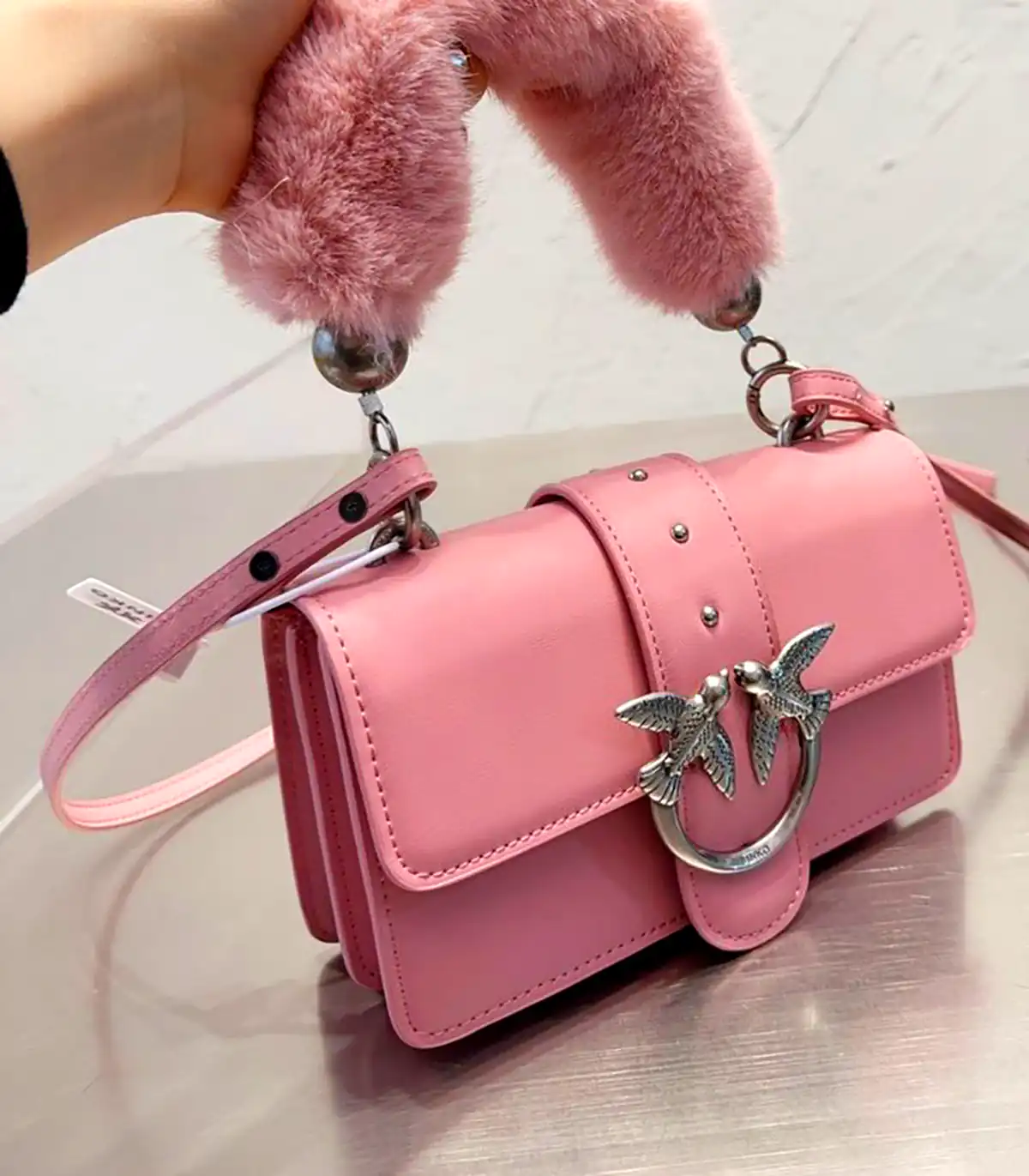 کیف ورنی صورتی