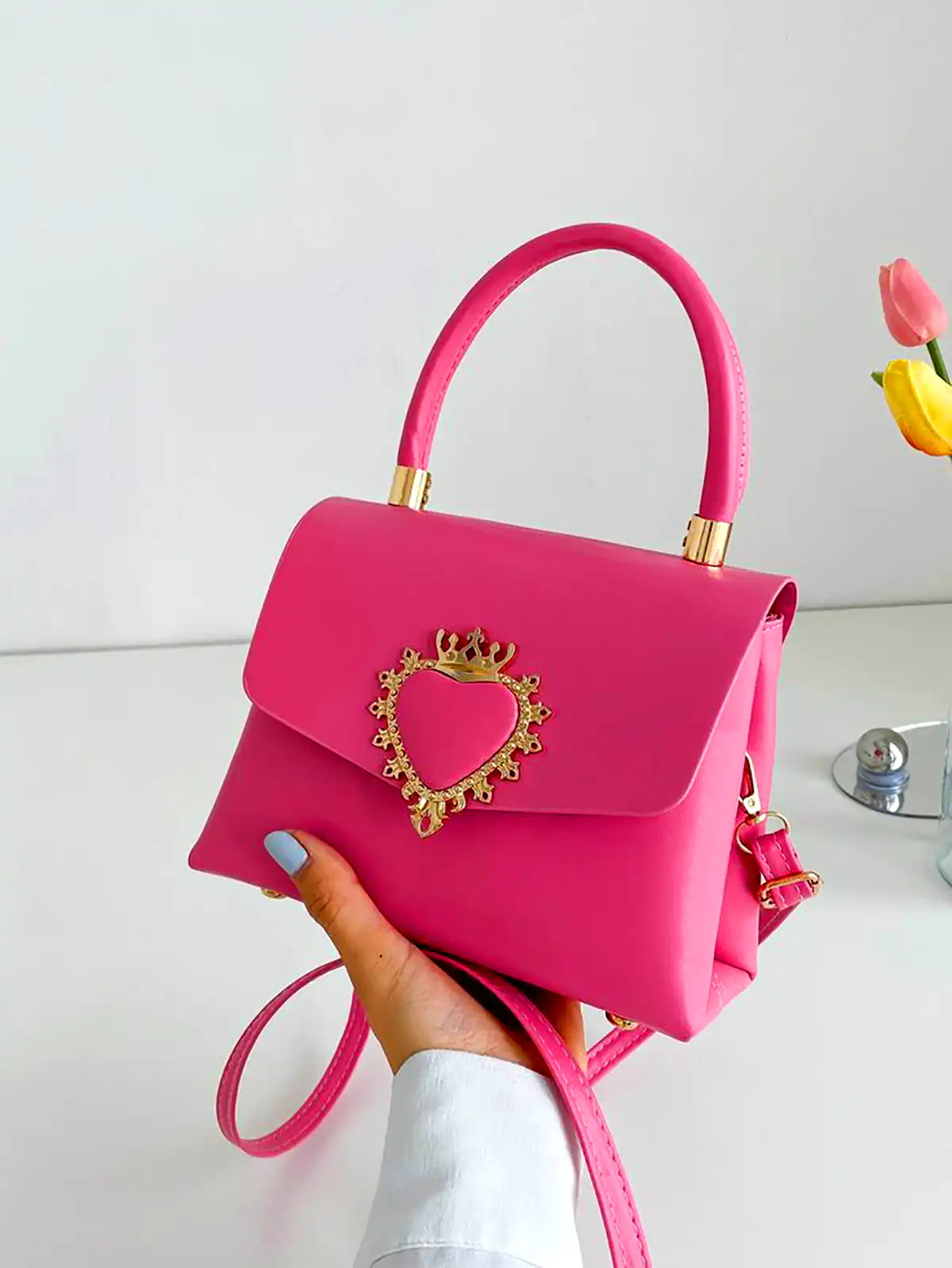 کیف ورنی صورتی