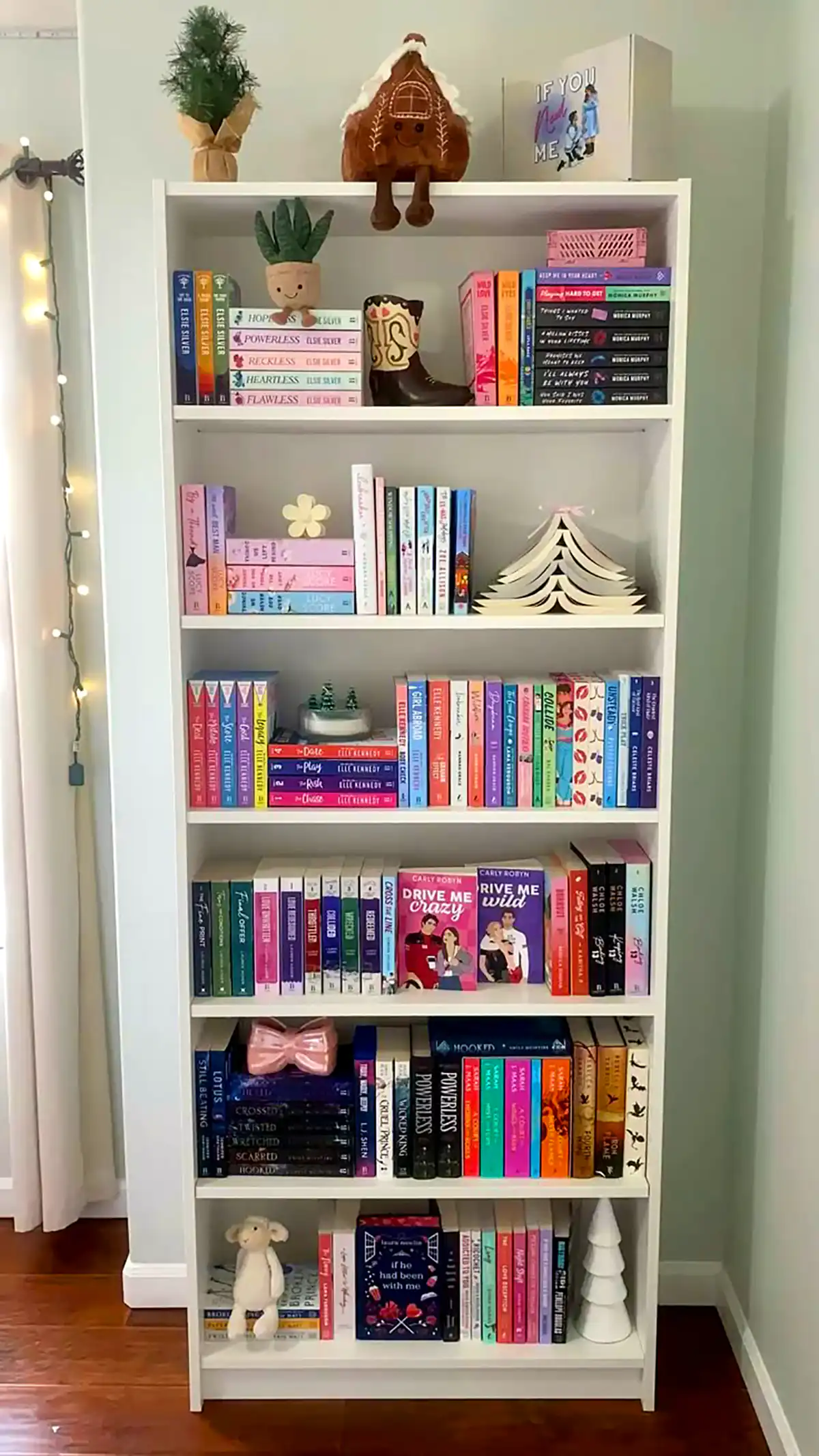 کتابخانه شیک چوبی