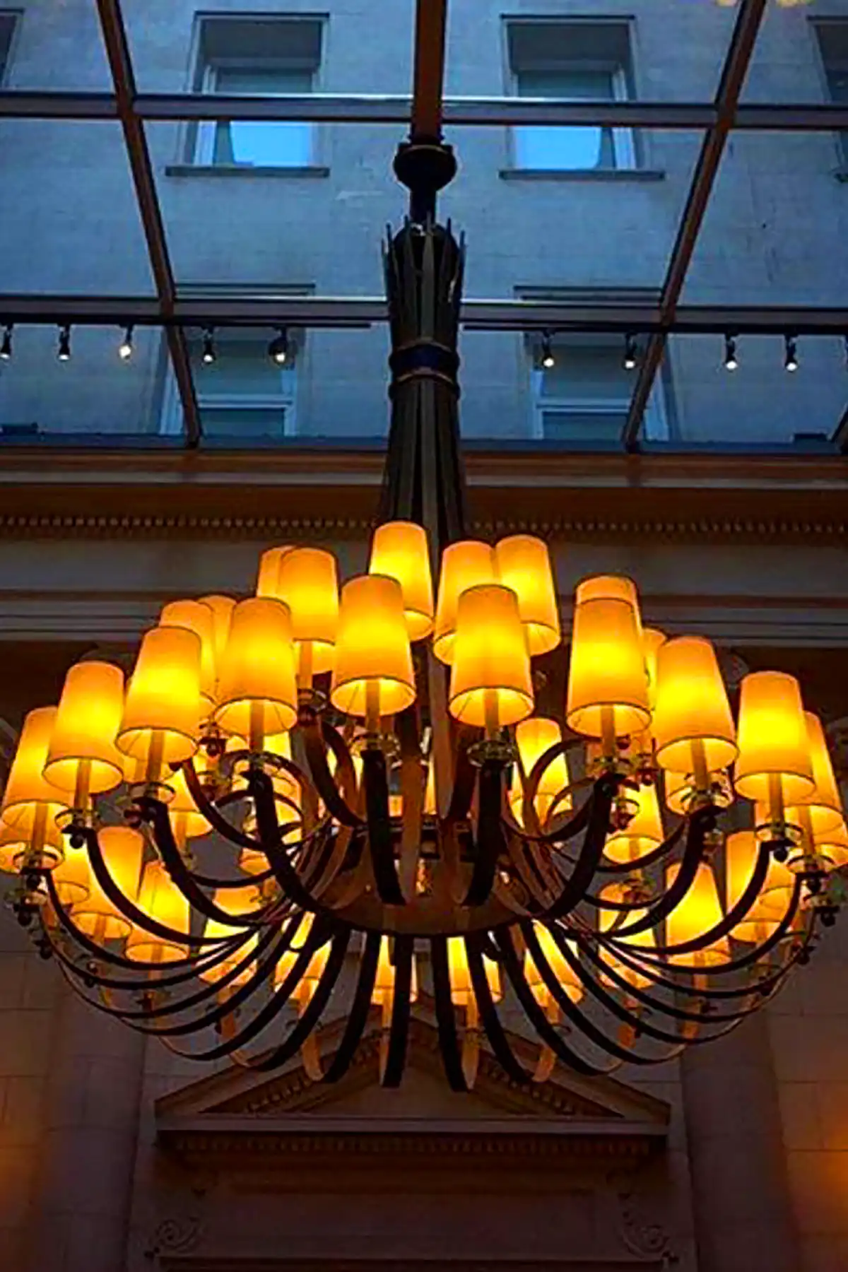 لوستر شیک و مجلل پذیرایی