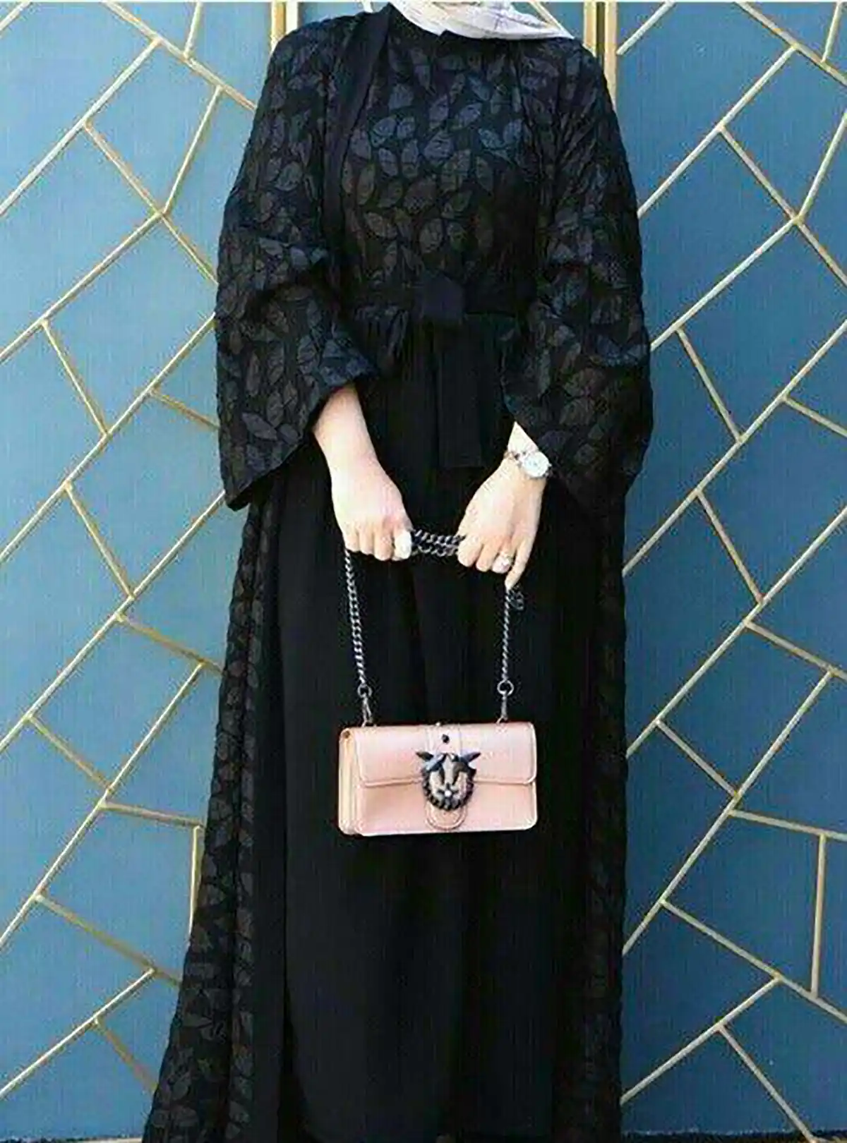 مانتو عبایی مشکی ترند جدید