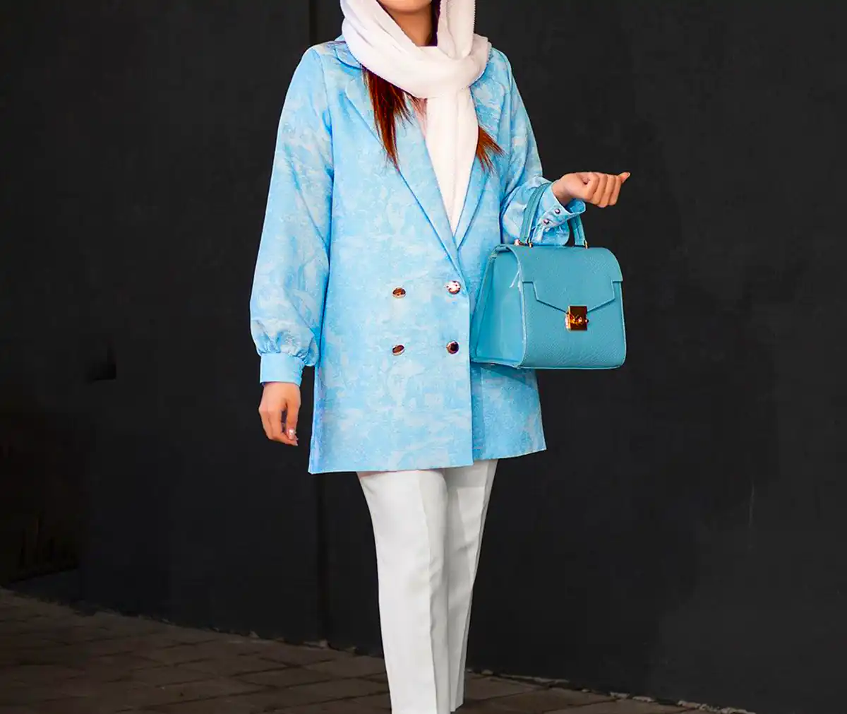 مانتو آبی رنگ برای عید