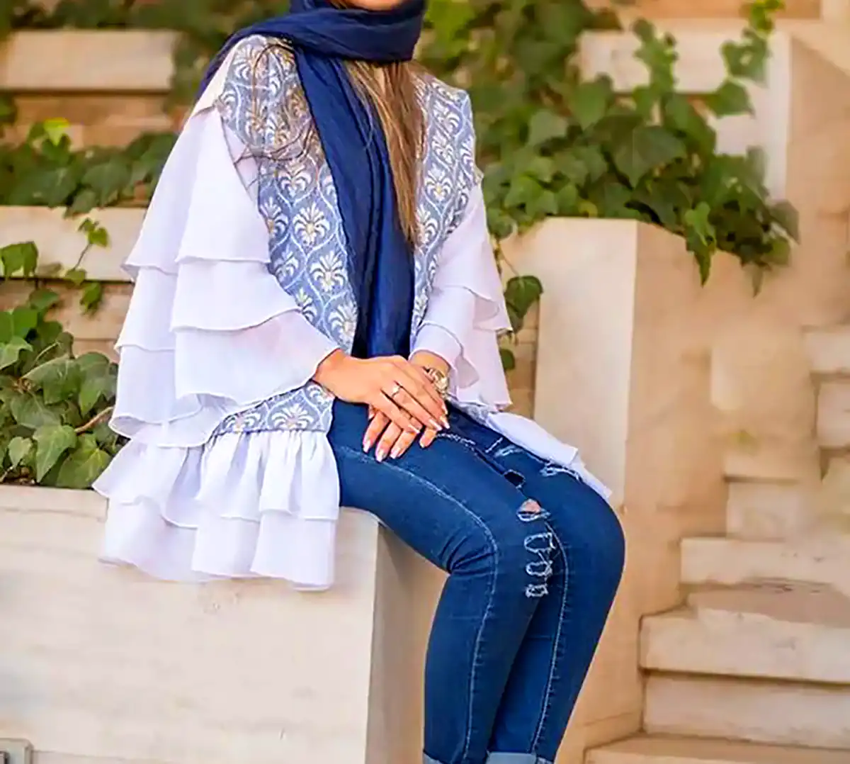 مانتو آبی طرح سنتی