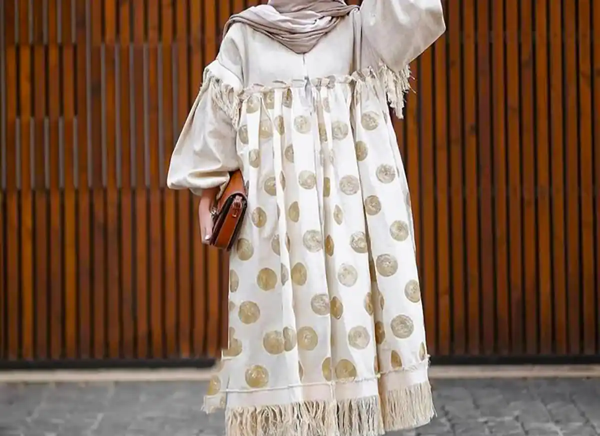 مانتو بلند پایین چین دار شیک