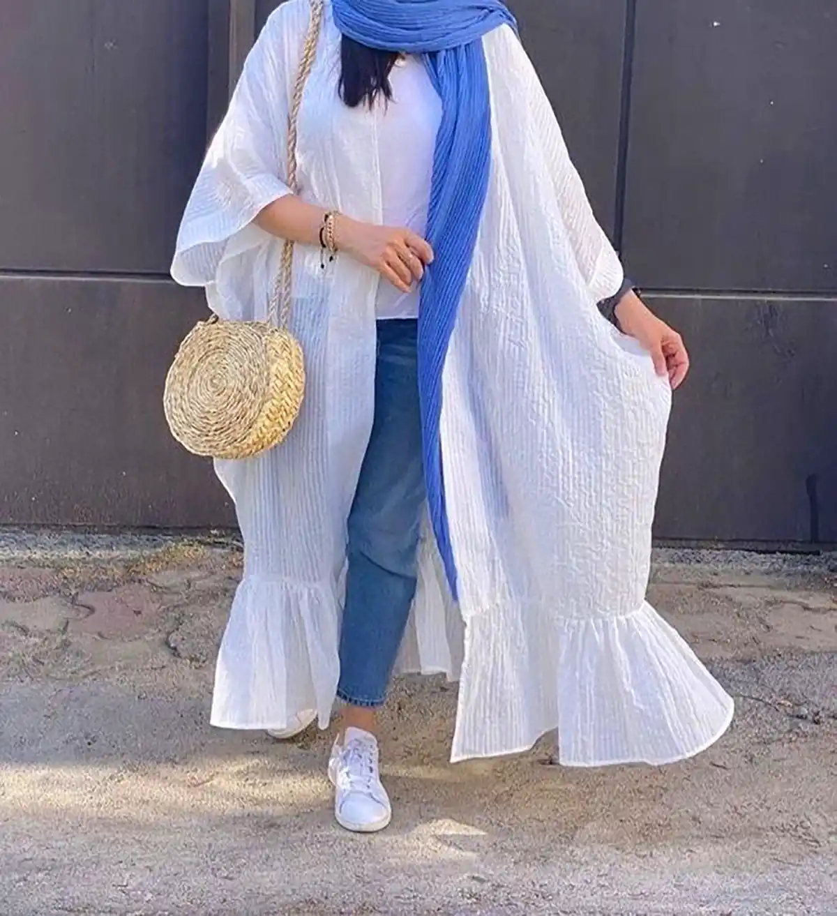 مانتو بلند پایین چین دار شیک