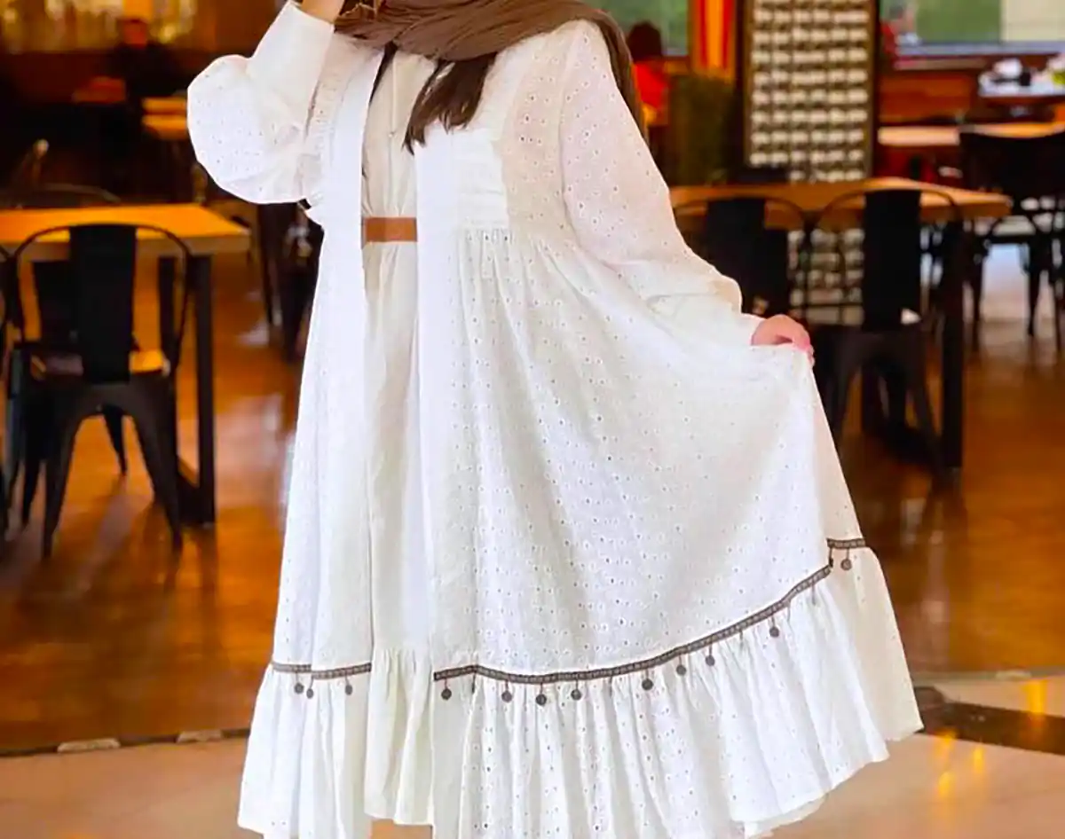 مانتو بلند پایین چین دار شیک