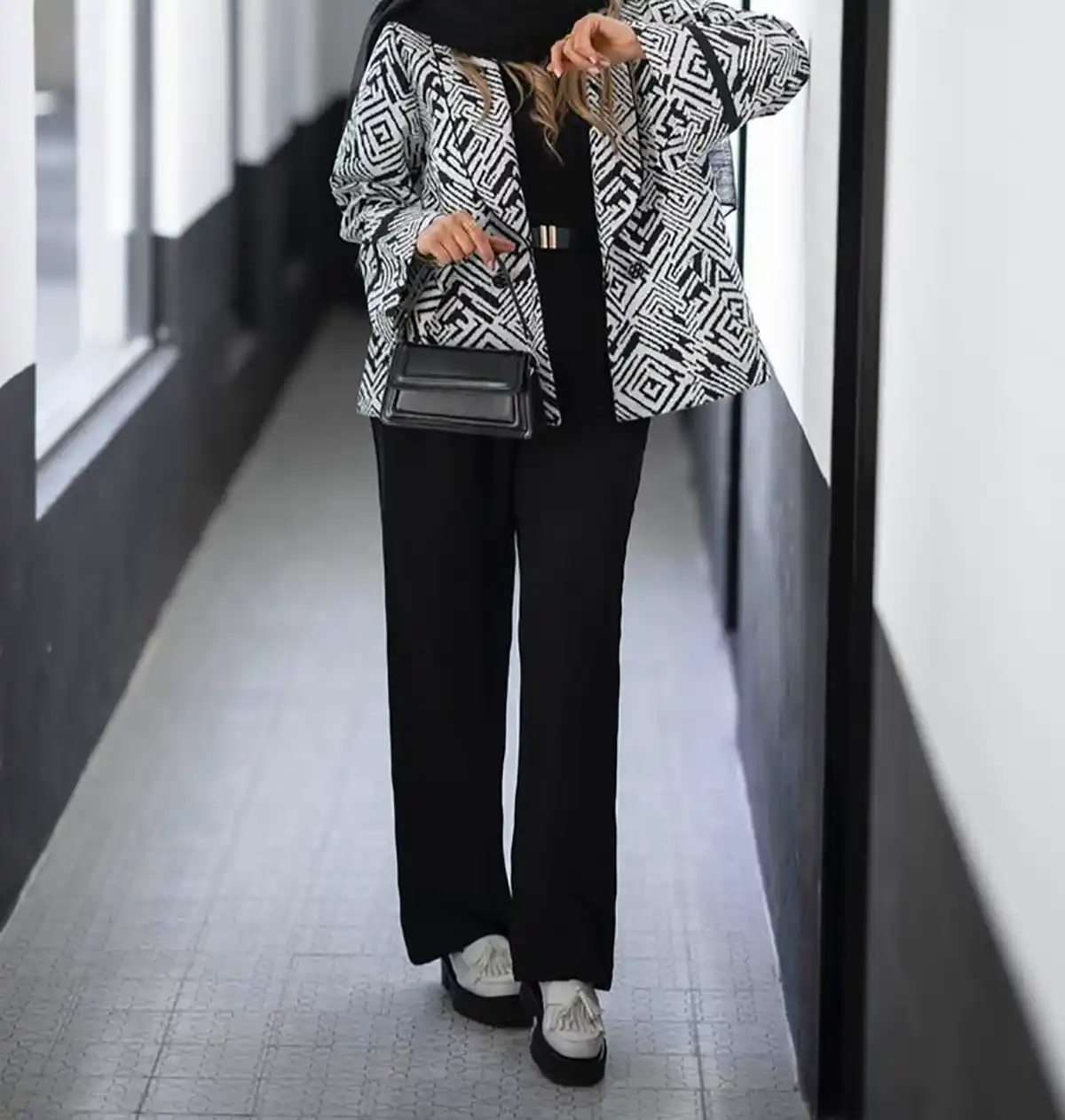 مانتو کوتاه سوزن دوزی زیبا