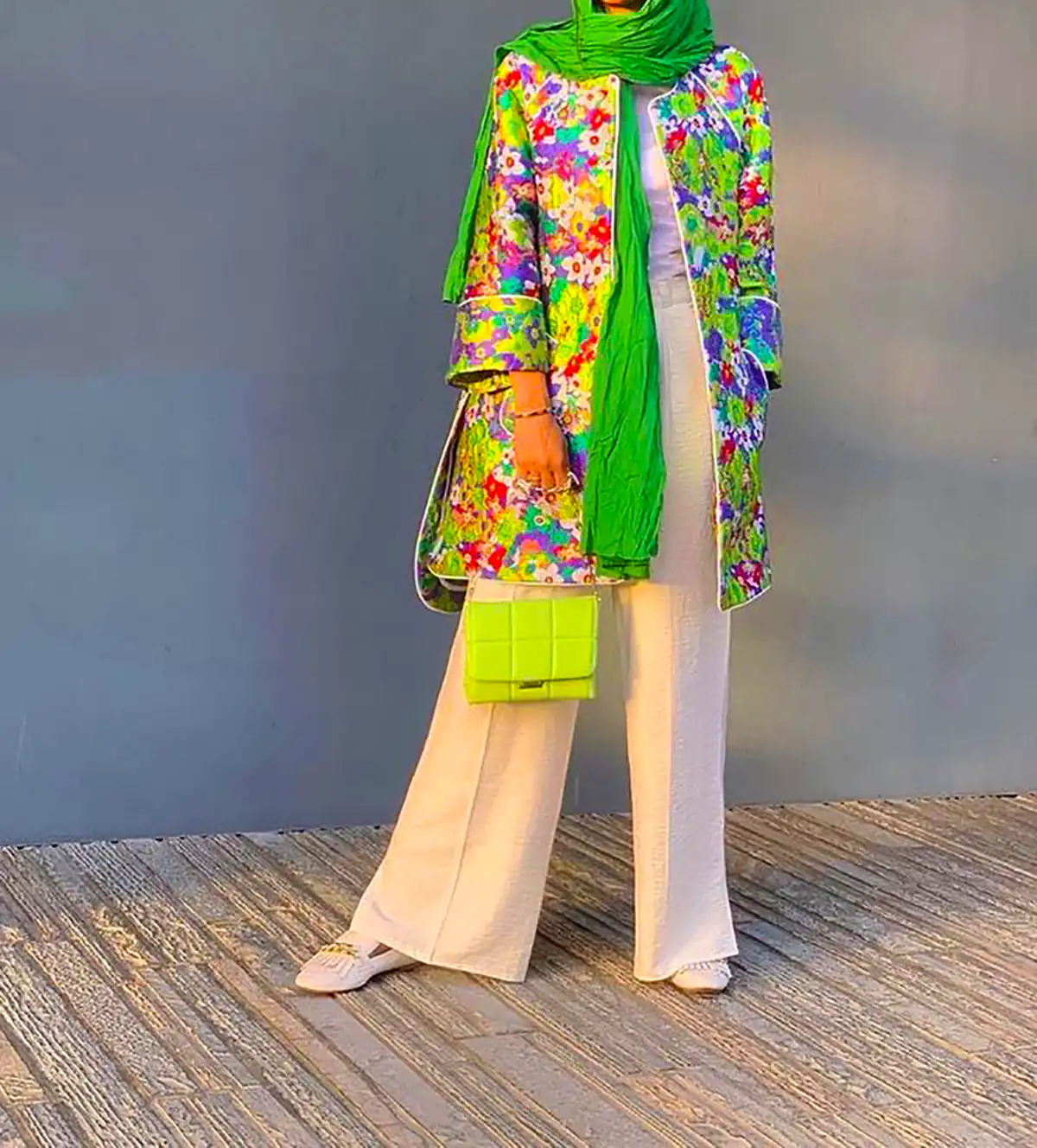 مانتو رنگی ساده و خوش فرم