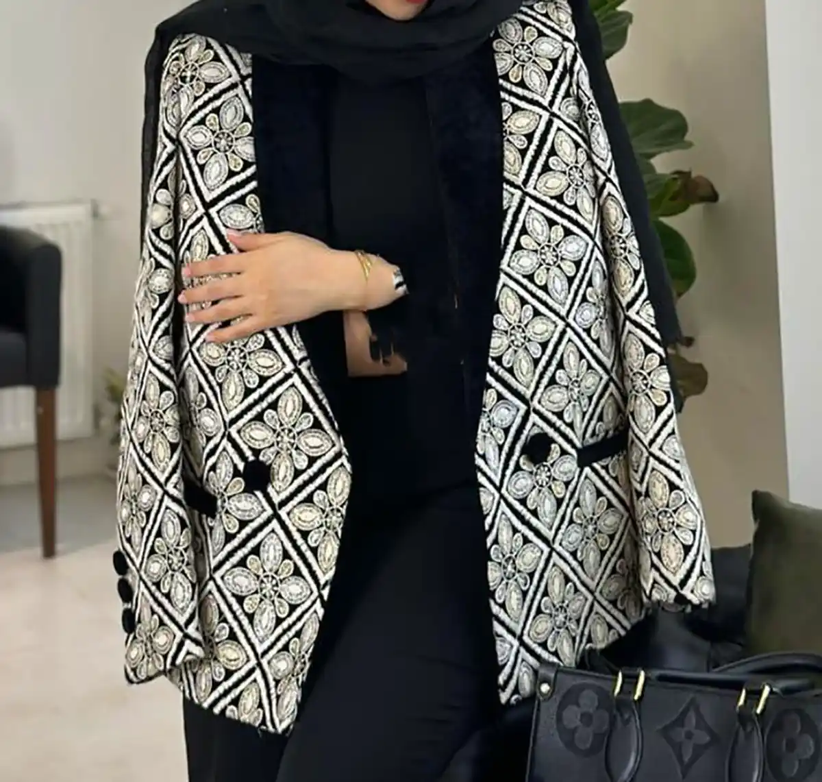 مانتو سوزی دوزی شده شیک