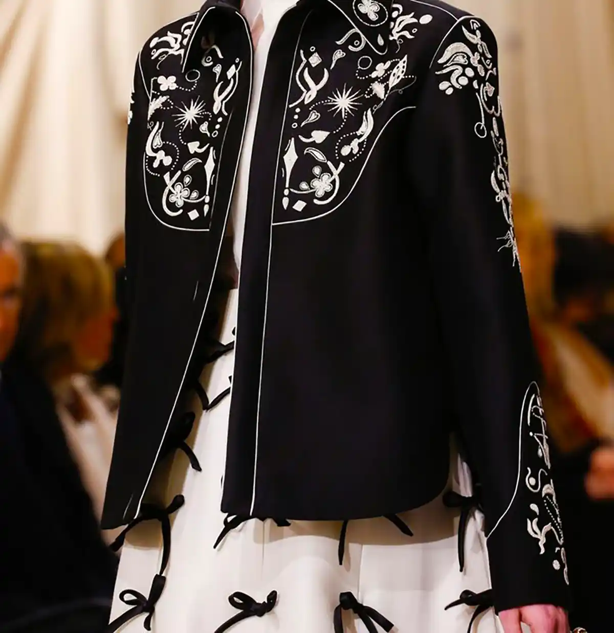 مانتو سوزی دوزی شده شیک