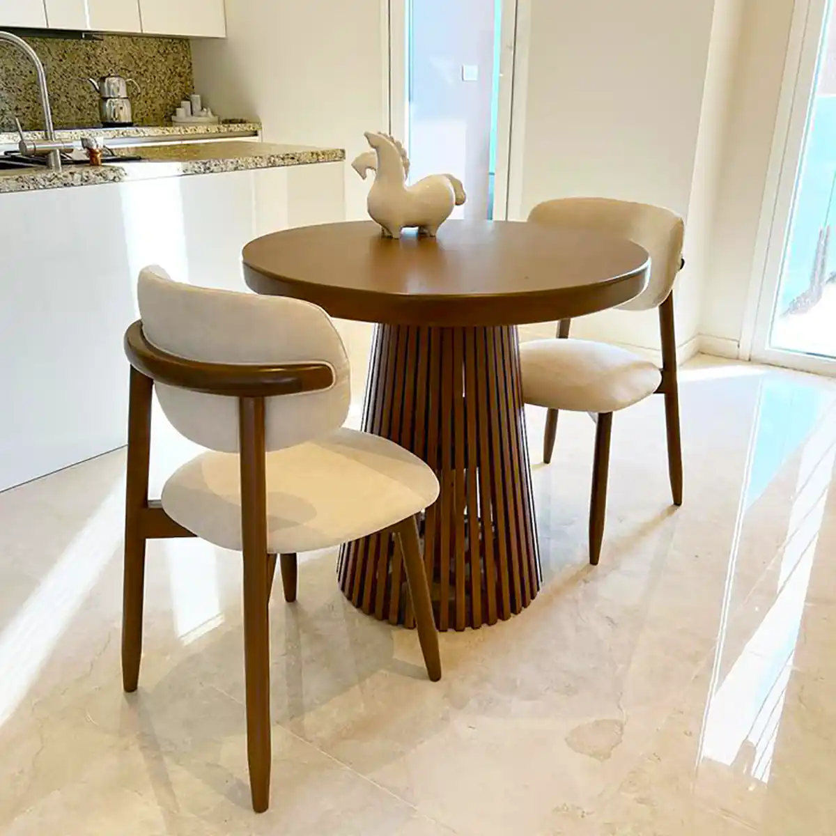 میز غذا خوری کلاسیک