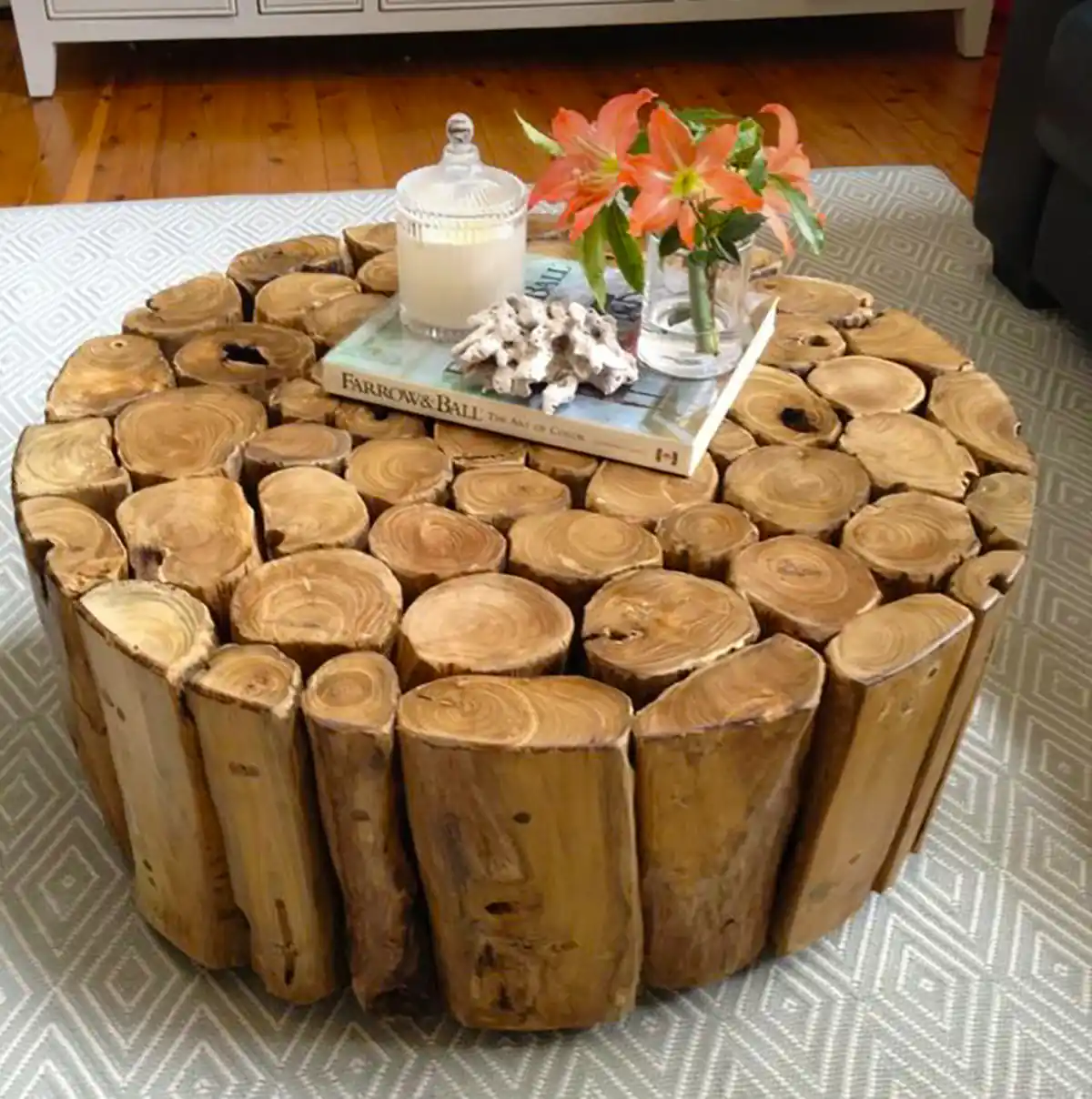 میز پایه دار چوبی لوکس