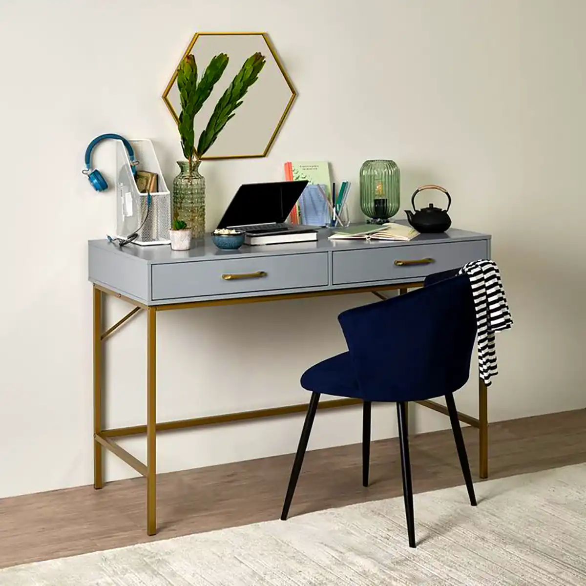 میز و صندلی میکاپ جدید