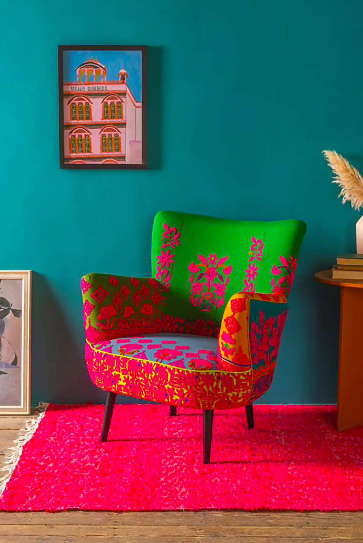 مبل تکی طرحدار