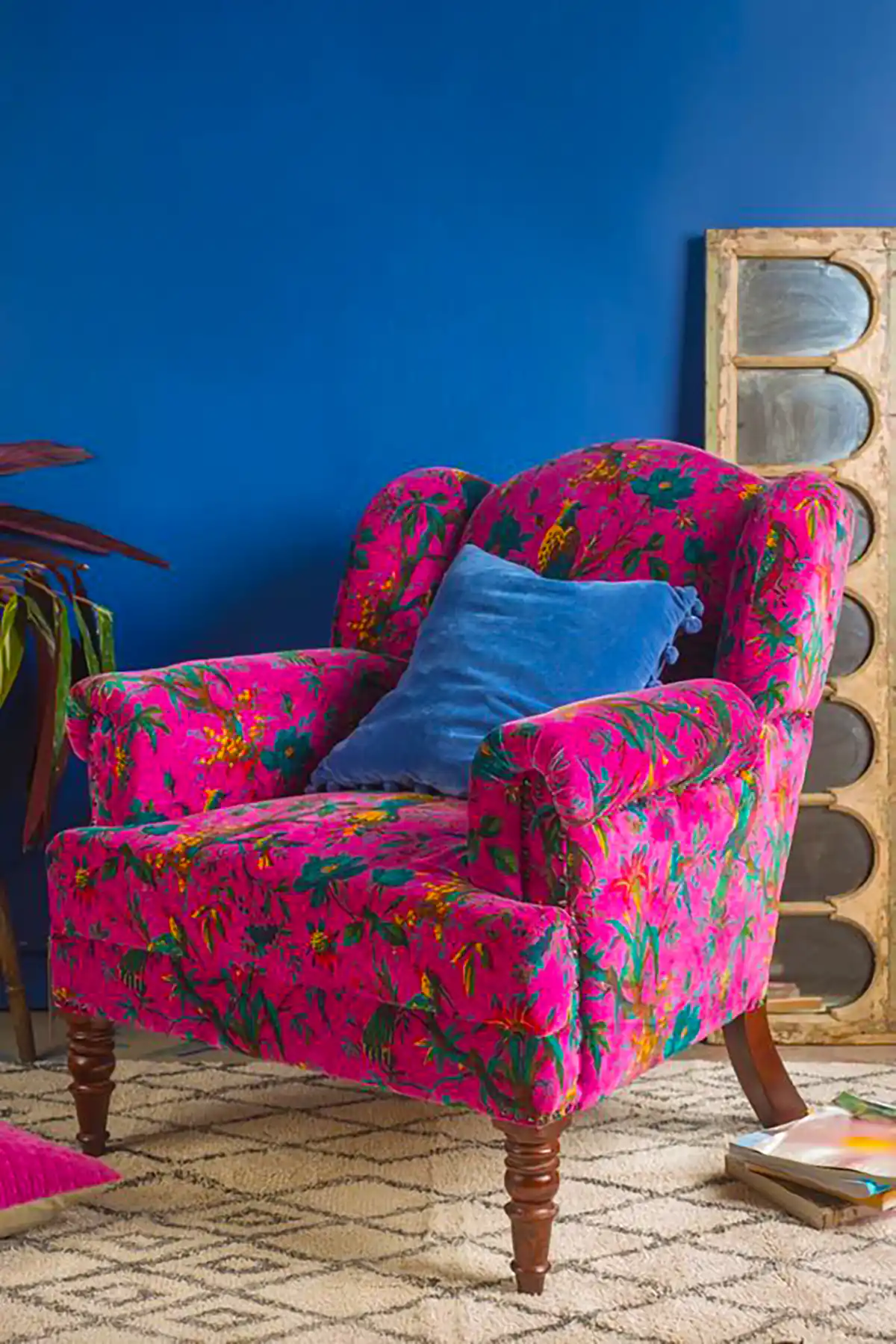 مبل تکی طرحدار