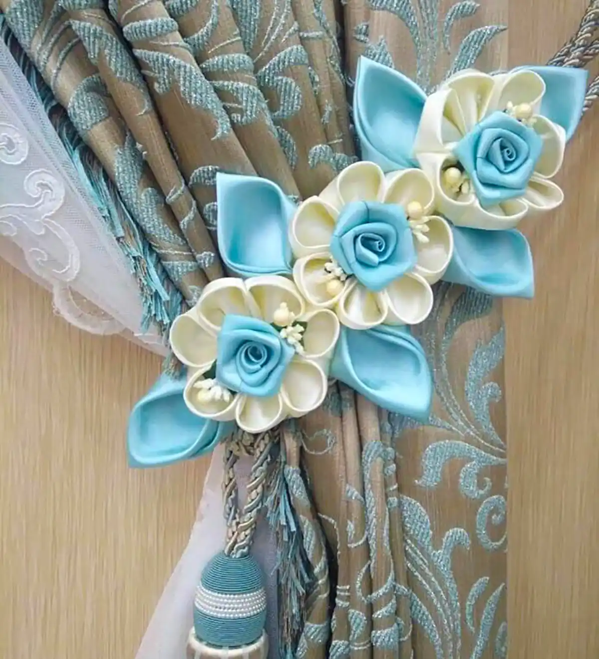 نگهدارنده پرده ترند