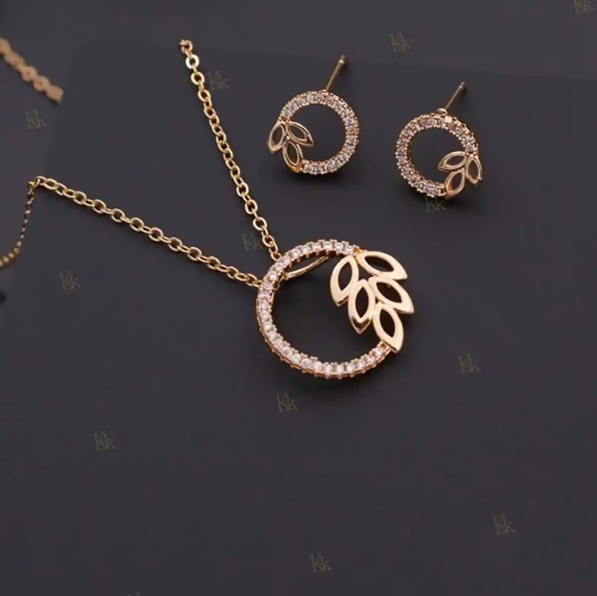 نیم ست باکلاس دخترانه