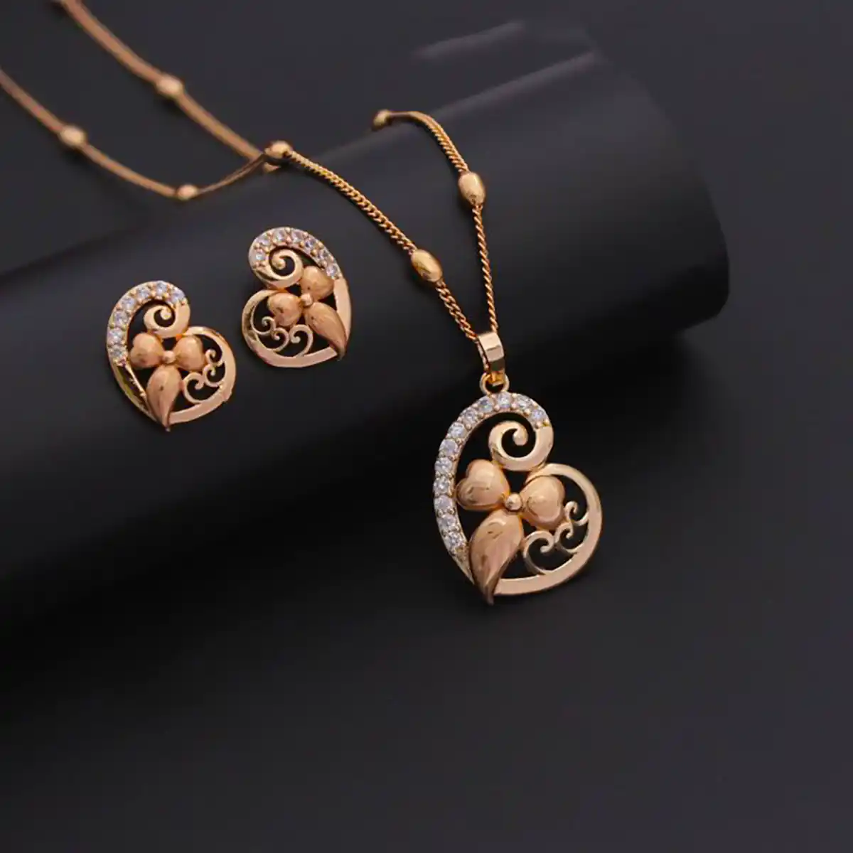 نیم ست باکلاس دخترانه