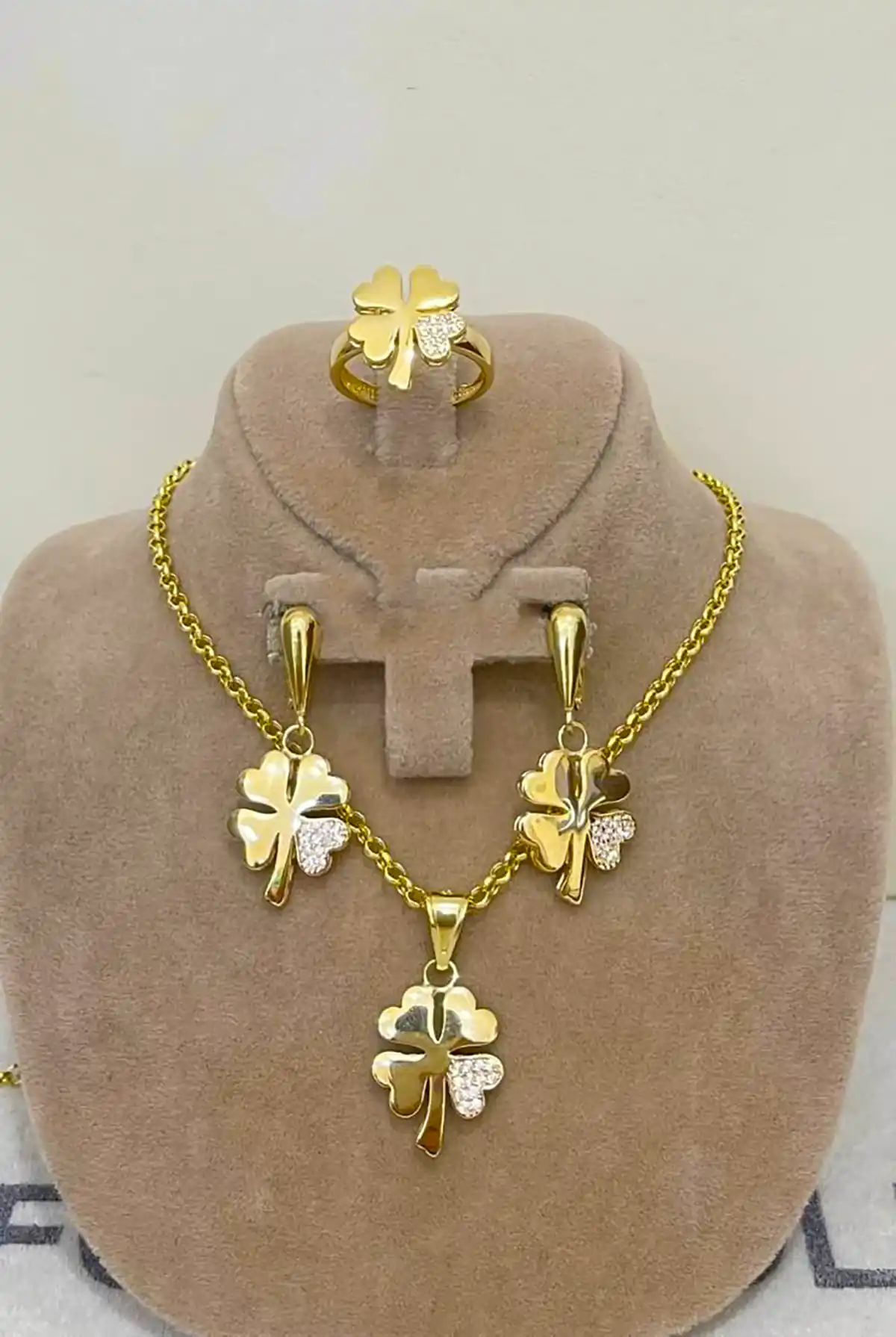 نیم ست نمادار ترند زیبا