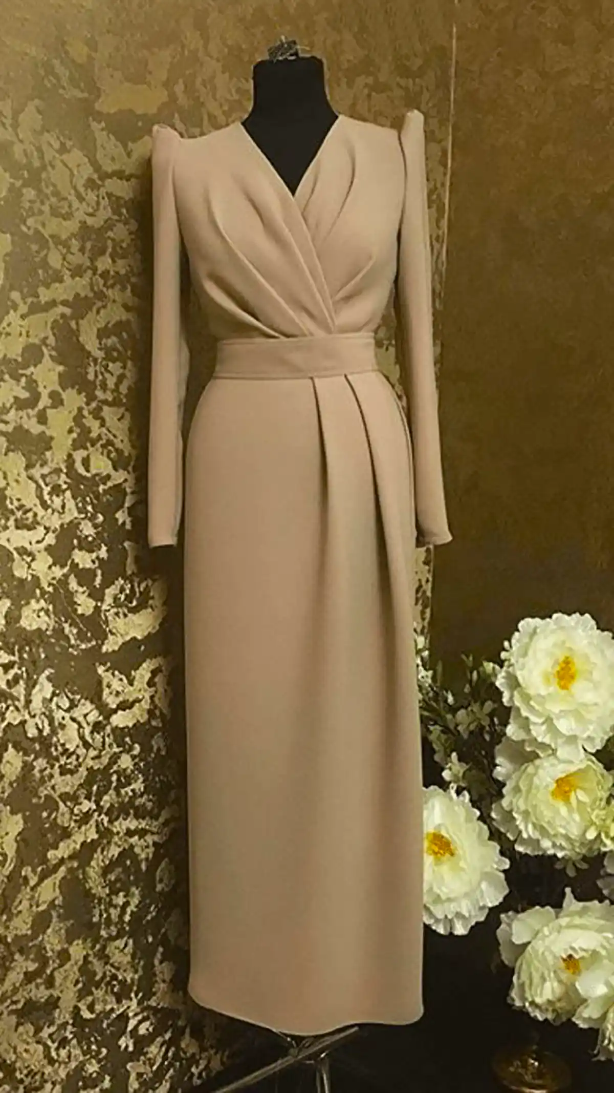 پیراهن مجلسی بلند ساده