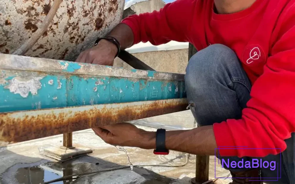 کولر پوسیده و زنگ‌زده