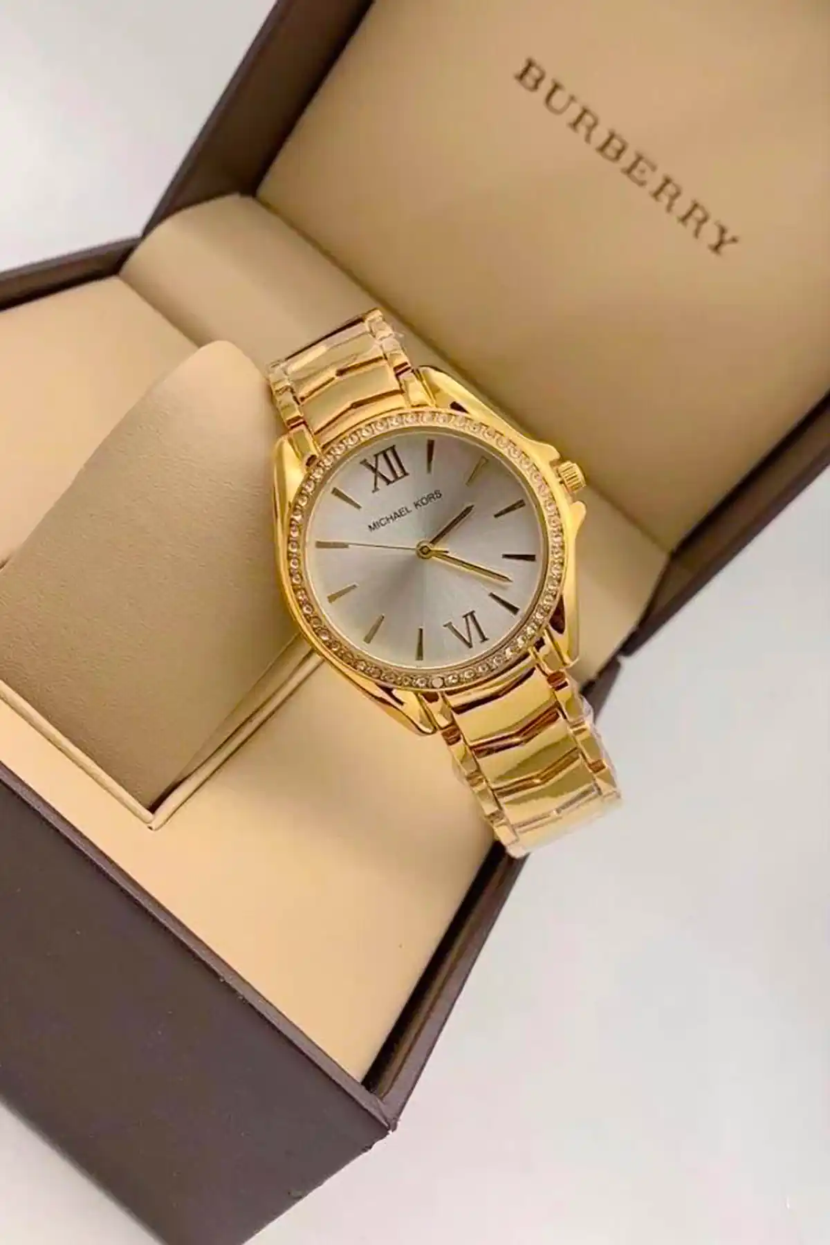 ساعت مچی دسته فلزی زنانه