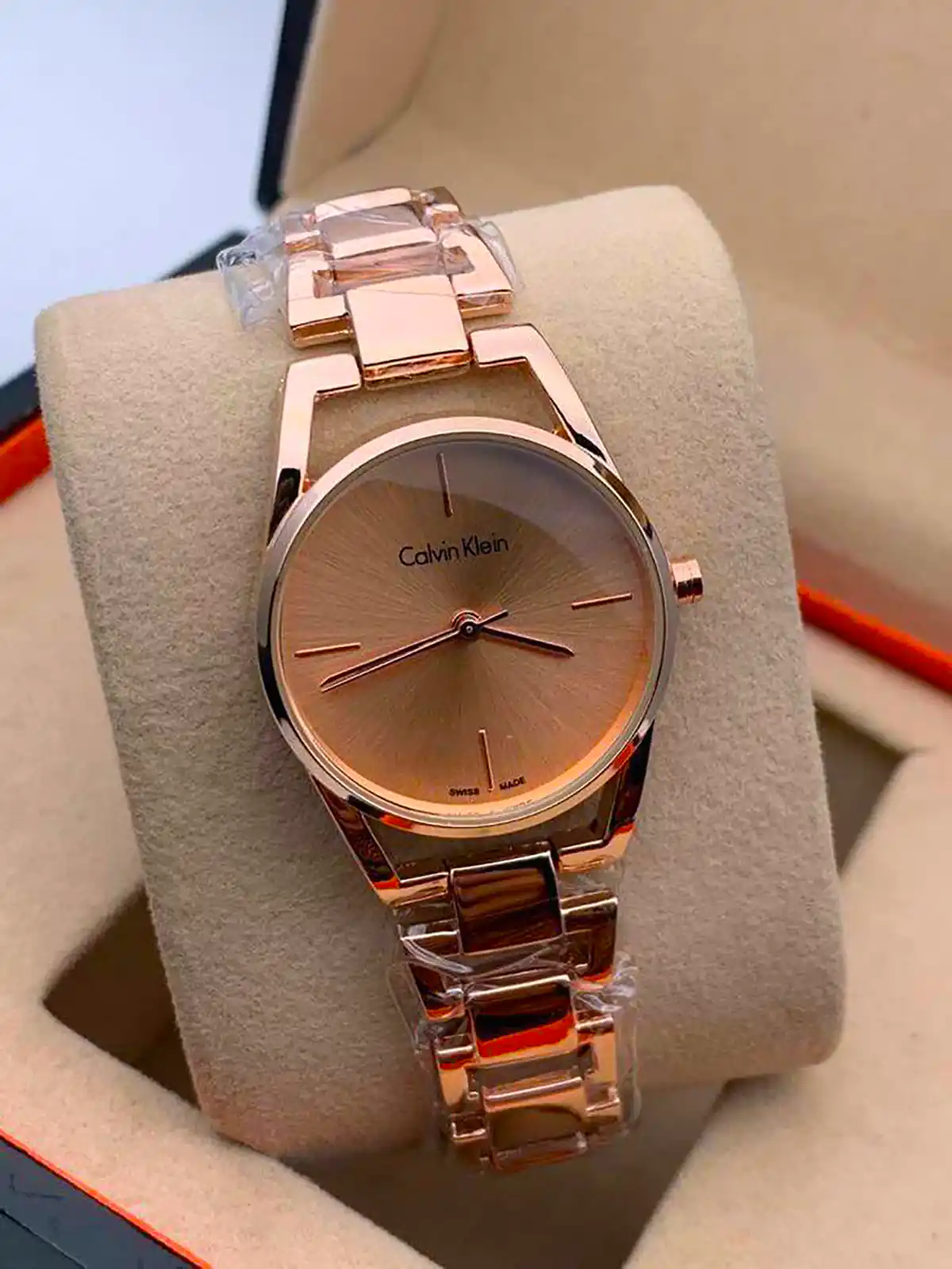 ساعت مچی دسته فلزی زنانه