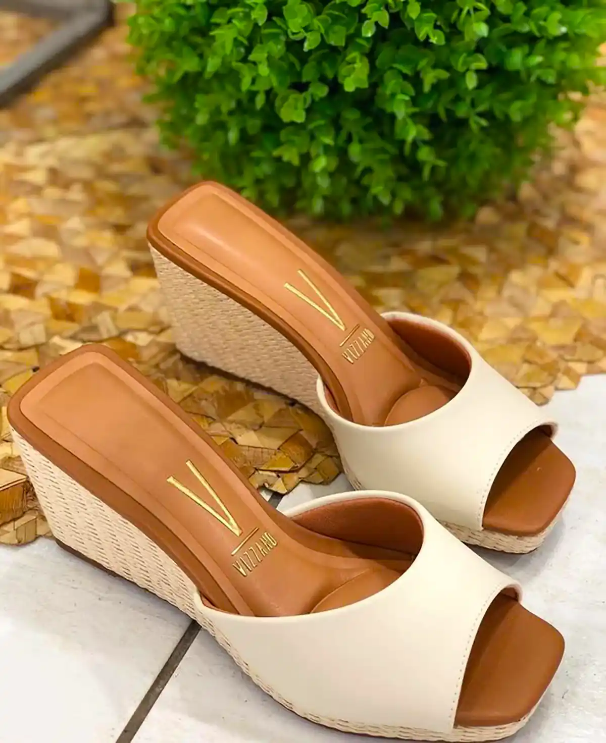 صندل رو فرشی پاشنه دار