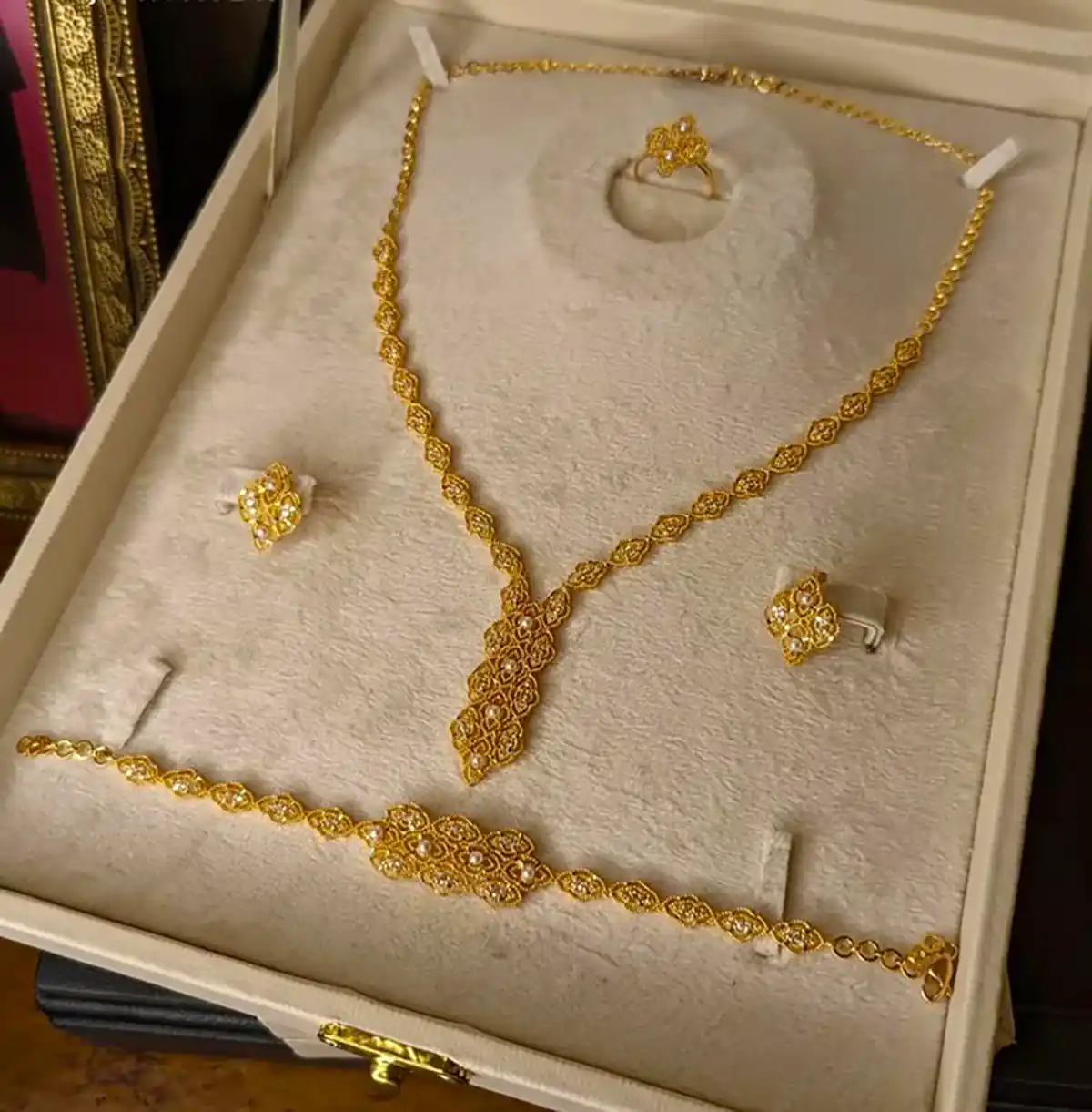 سرویس عروس لوکس ترند