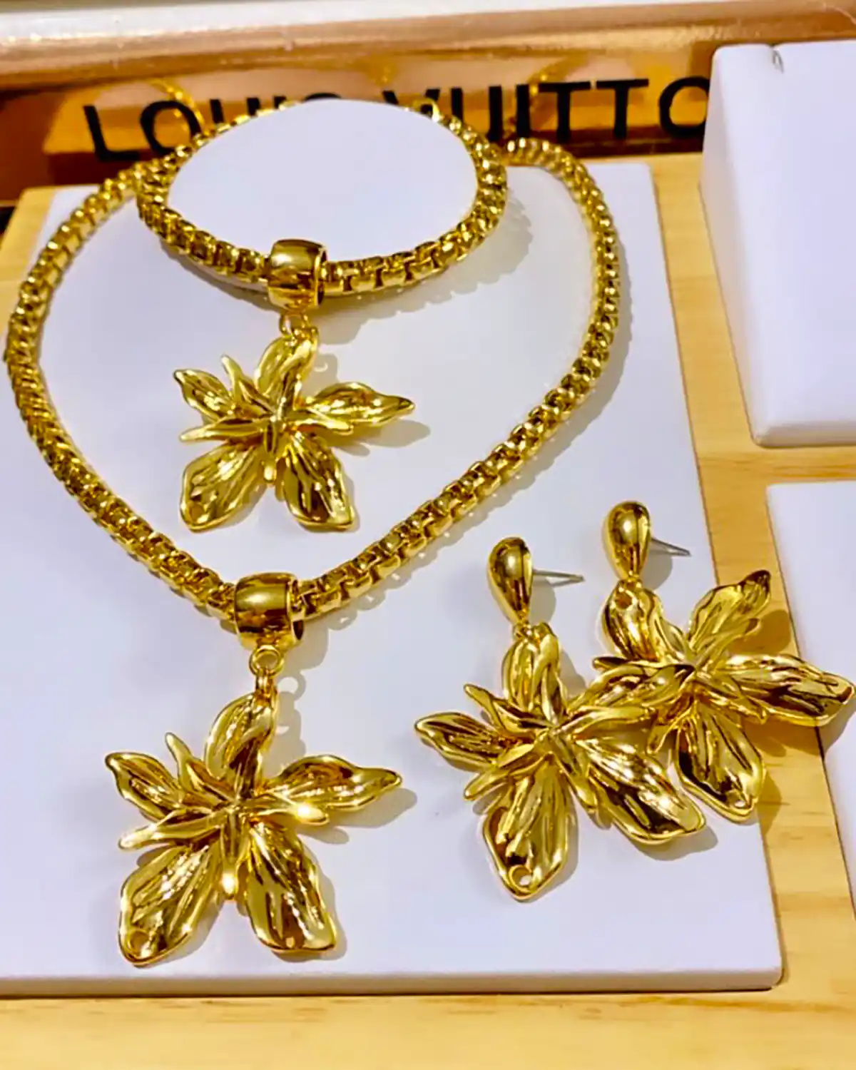 سرویس عروس لوکس ترند