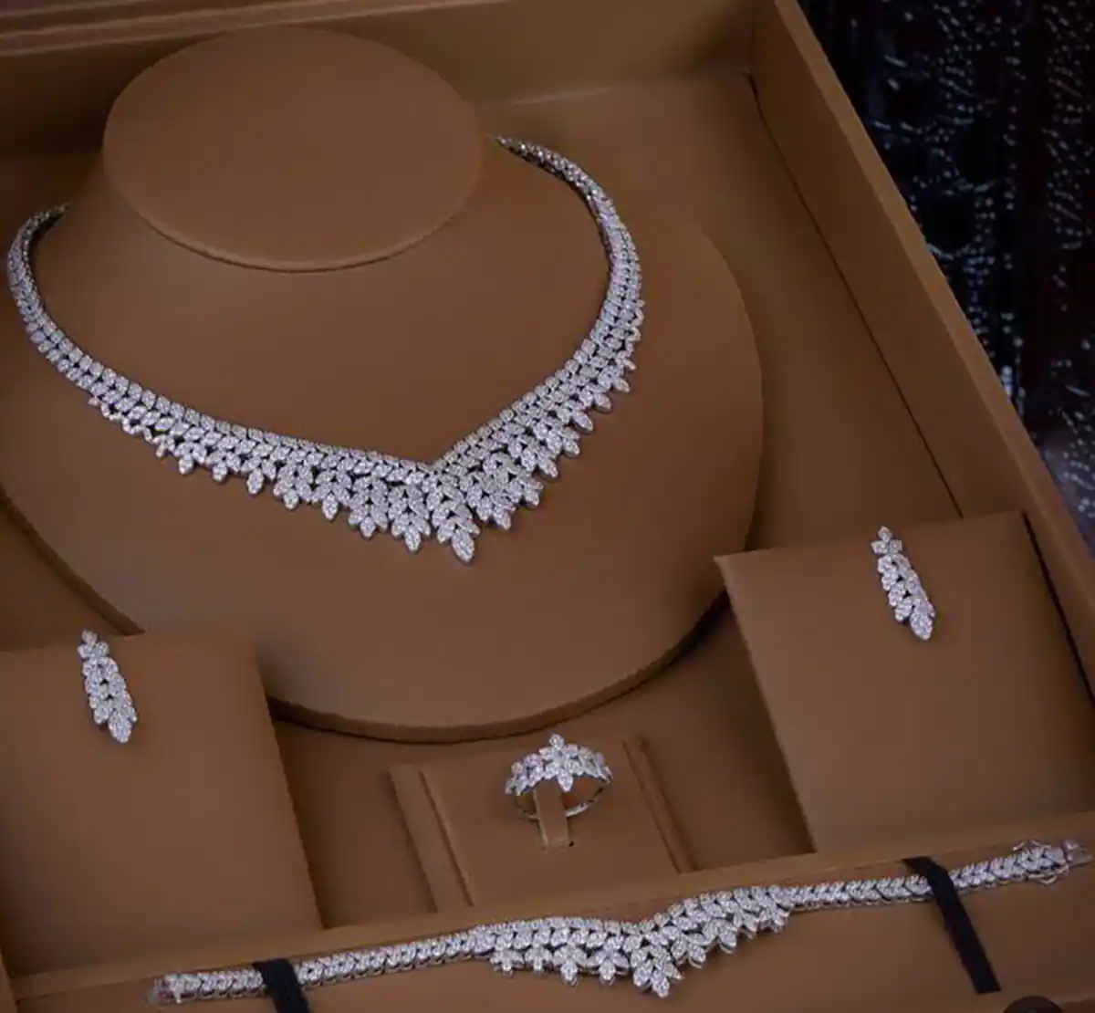 سرویس جواهر شیک زیبا