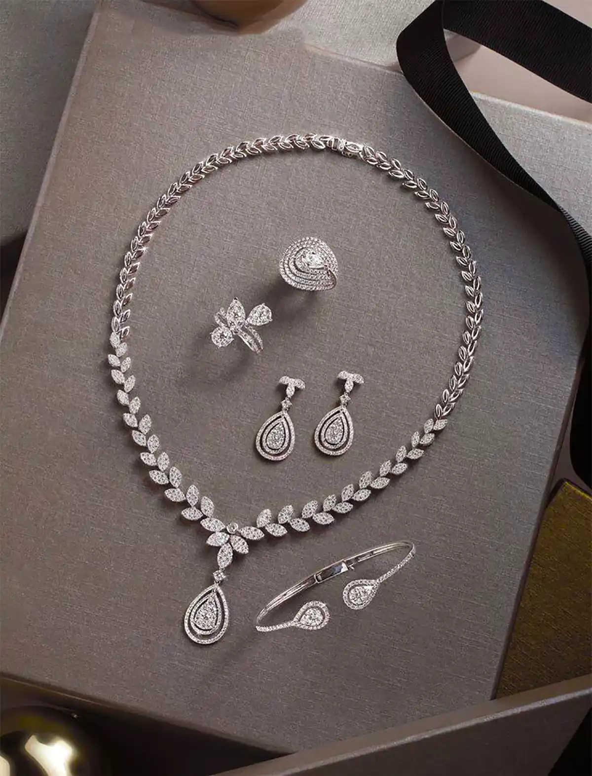 سرویس جواهر شیک زیبا