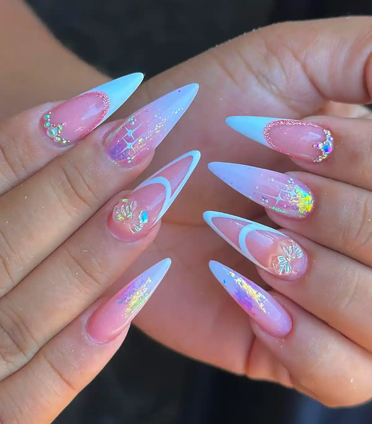 طراحی ناخن نوک تیز ترند