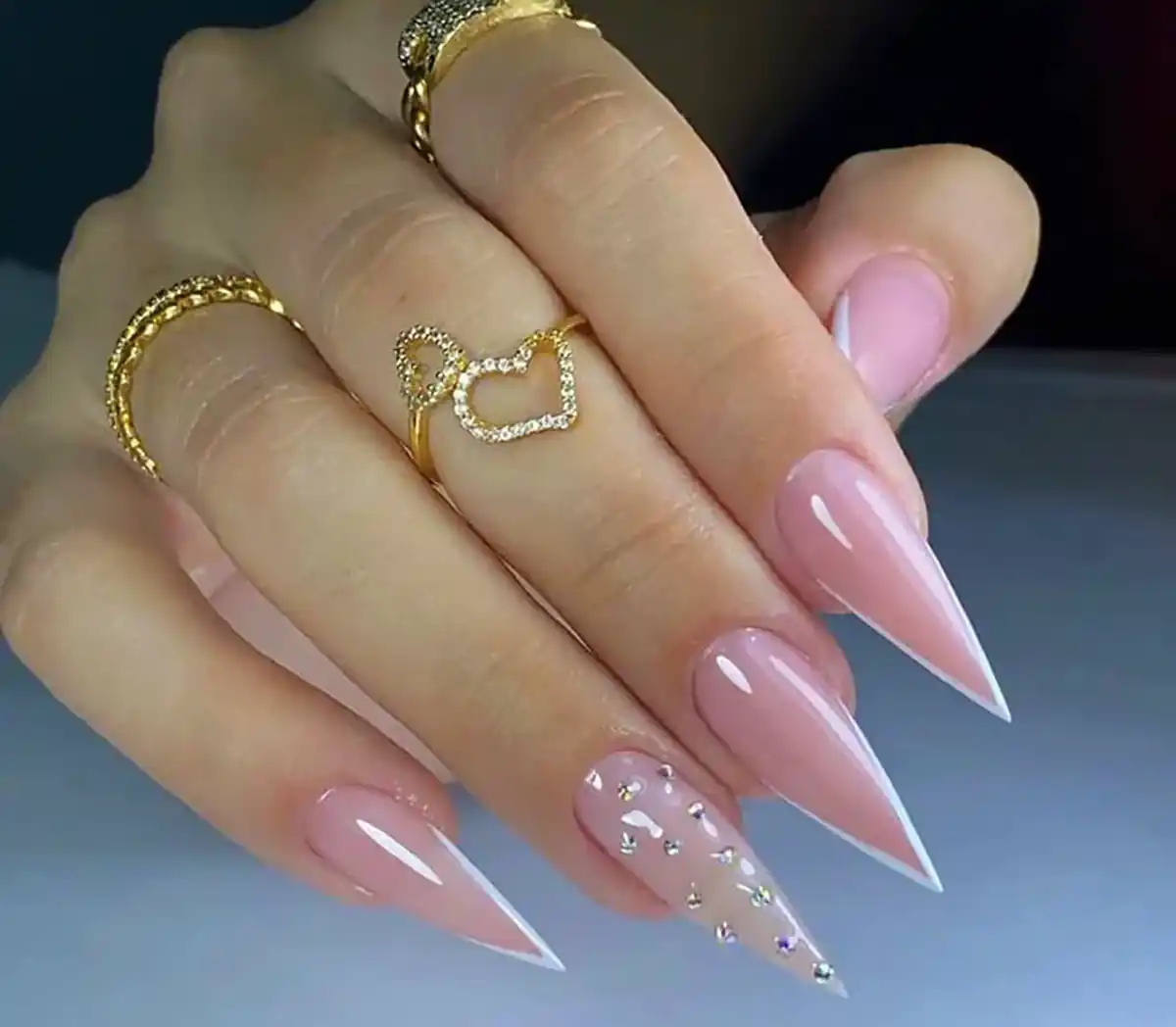 طراحی ناخن نوک تیز ترند